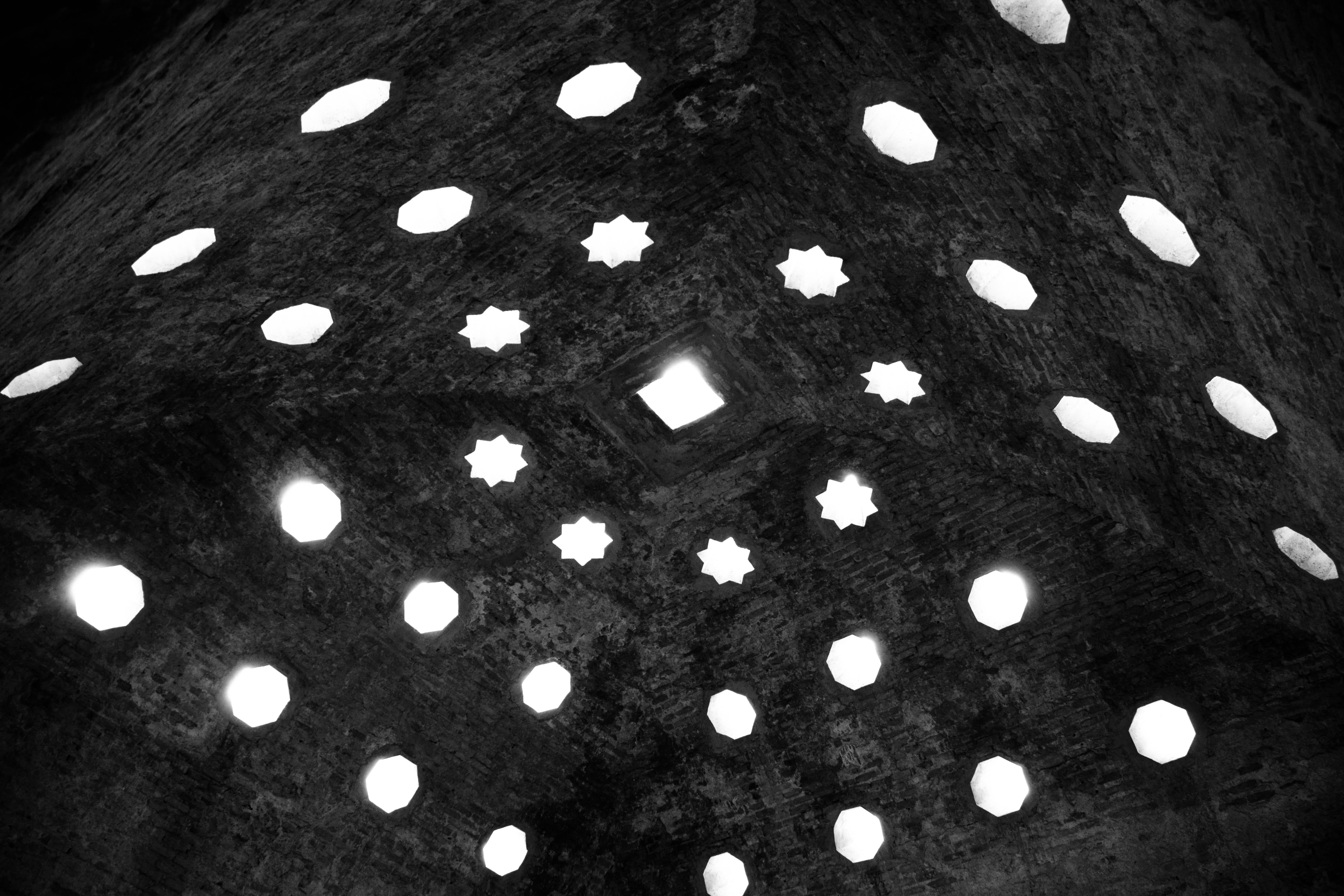 high angle view, roof, maruecos, polka dot, ceiling, vault, still life, arab baths, design, circle, octagonal, 5K, banuelo, full frame, no people, morocan, HD Wallpaper