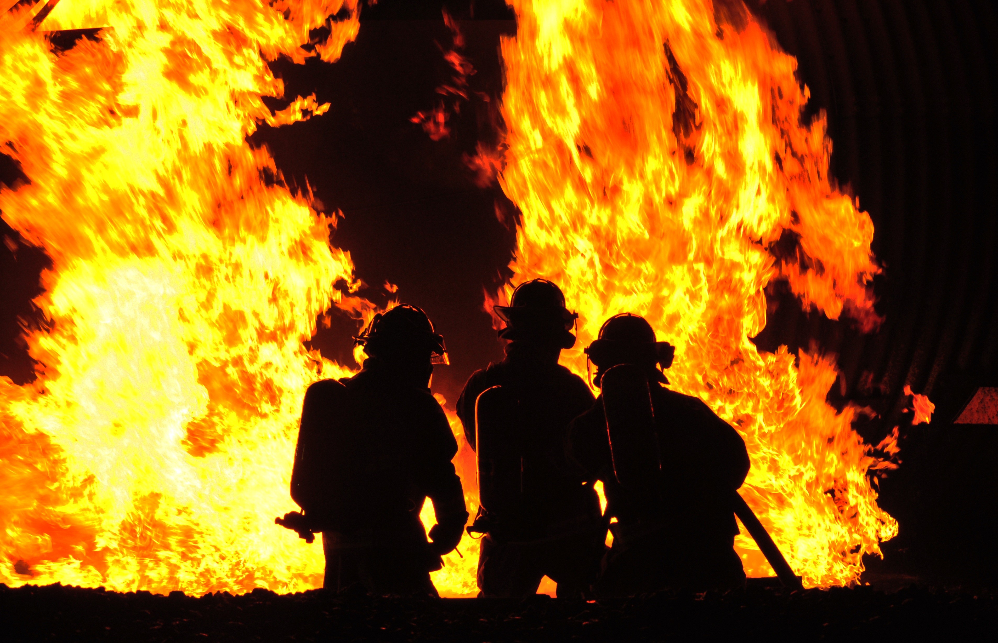 fight, spray, apparatus, silhouette, nature, near, heat, outdoors, firefighters, 2K, healthcare and medicine, equipment, night, demonstration, flame, warning sign, HD Wallpaper