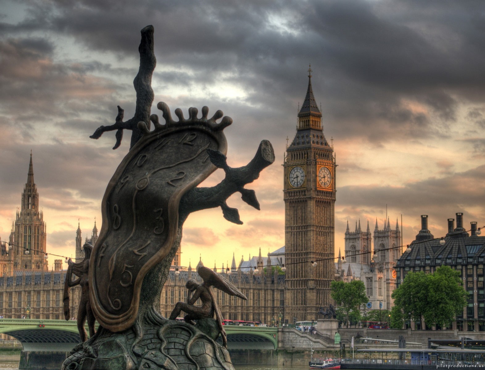 clocks, nature, statue, outdoors, travel, the past, architecture, built structure, clock, clocktowers, bridge - man made structure, 720P, building, melting, HD Wallpaper