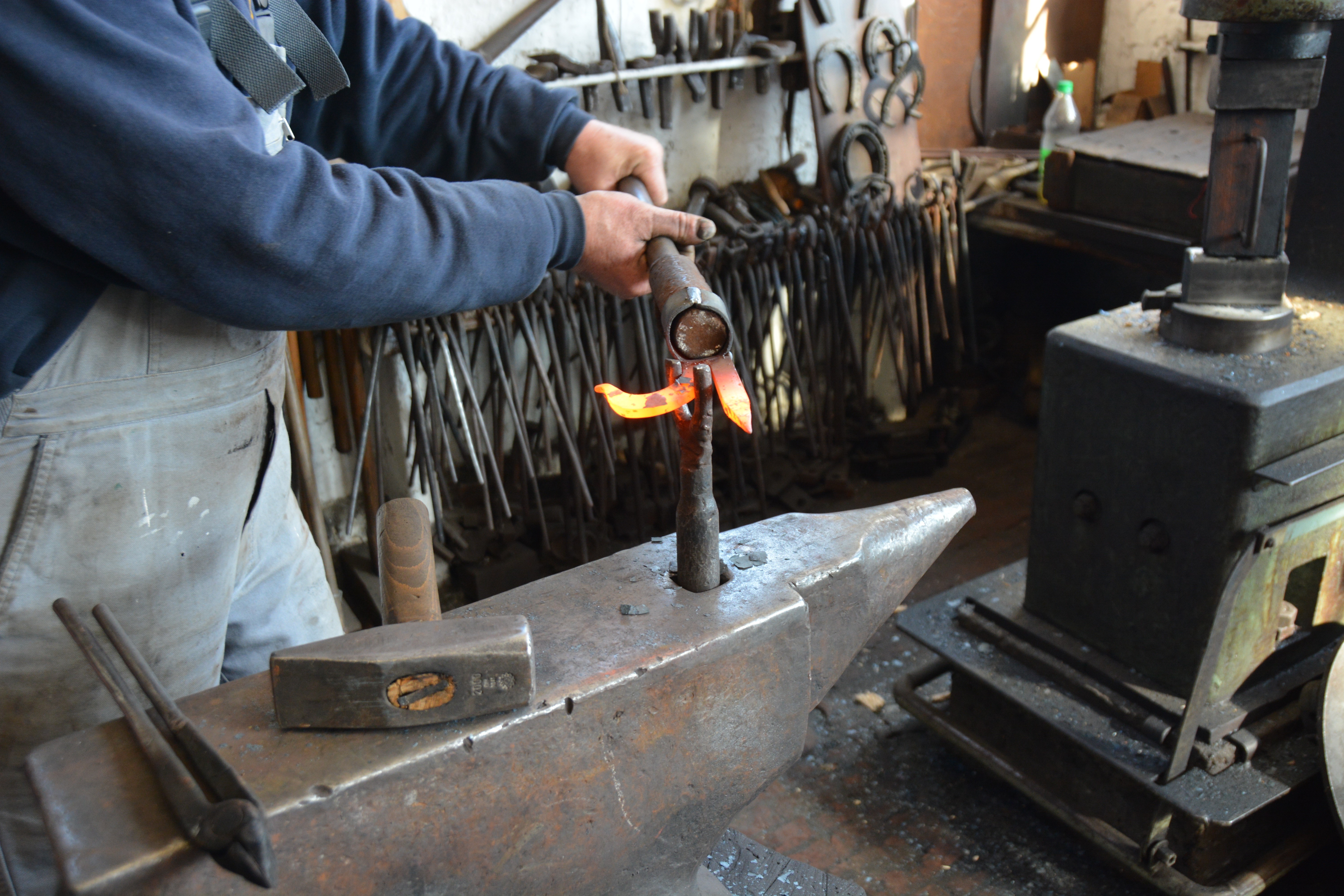 workbench, industry, heat - temperature, skill, art and craft, fire, steel, brown, one person, working, metalwork, machinery, blacksmith, iron - metal, HD Wallpaper