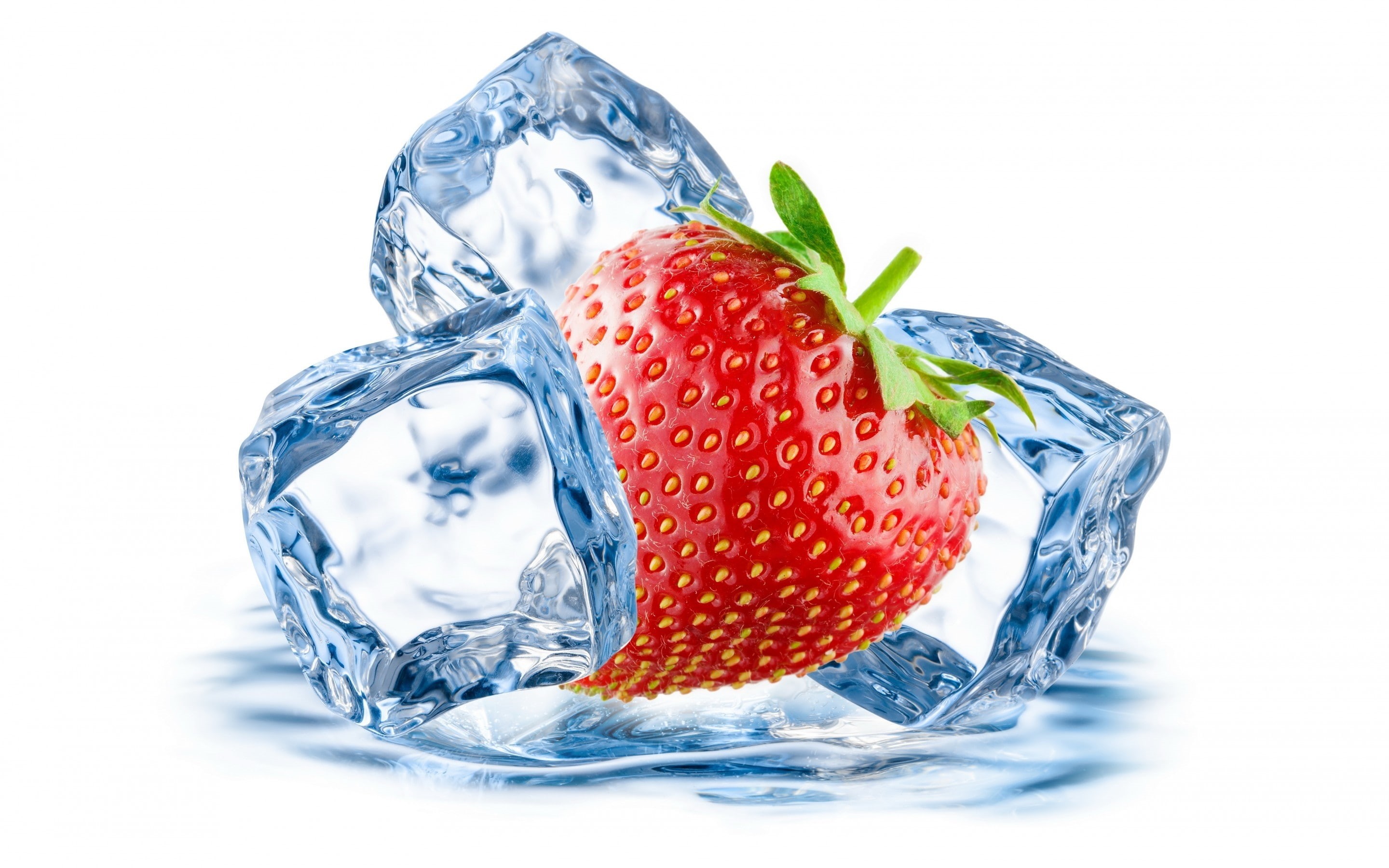 red, fruits, cubes, strawberry, 2K, ice, HD Wallpaper