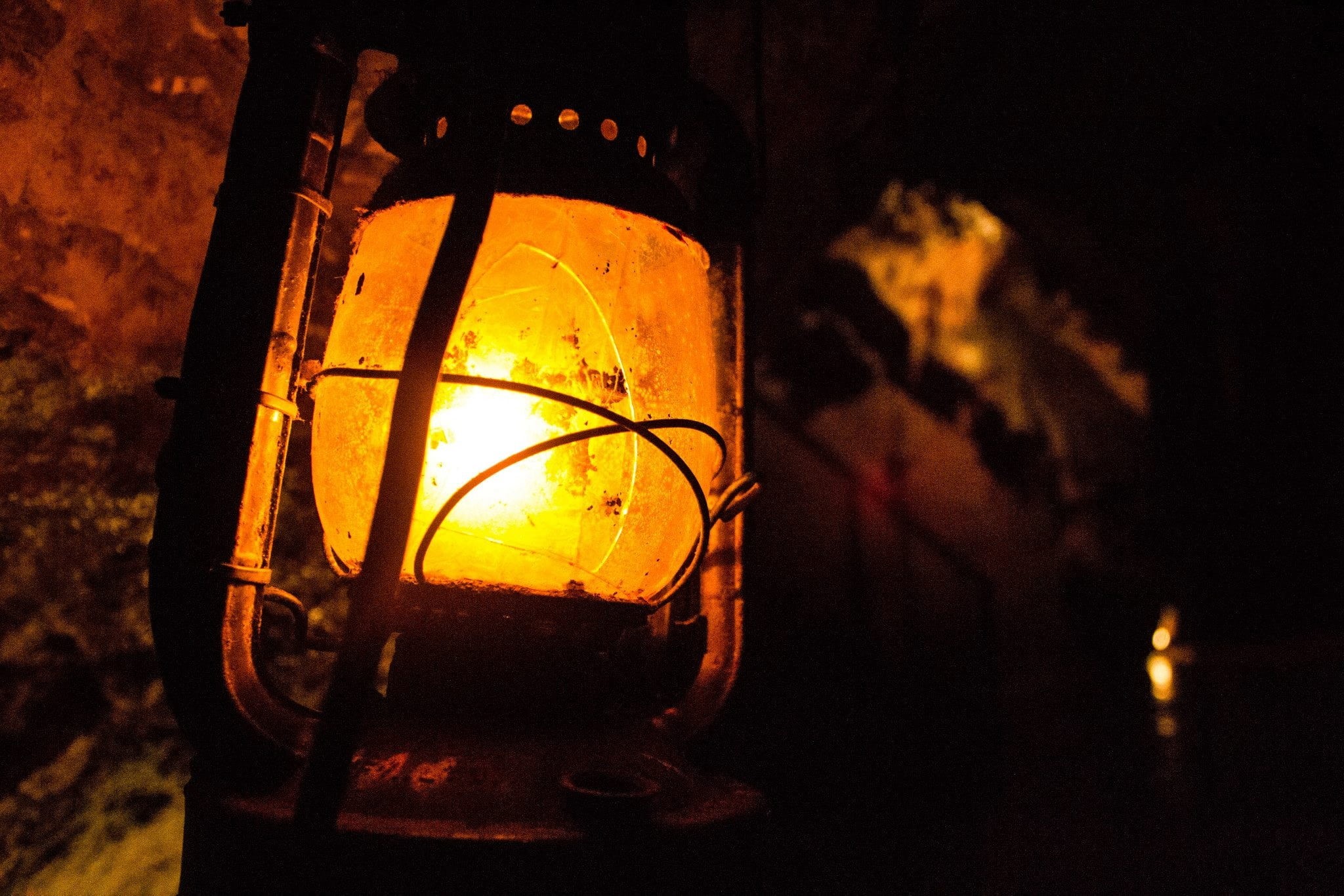 lantern, flame, electric Lamp, candle, illuminated, cavern, discover, lighting Equipment, heat - Temperature, old, gas, glow, close-up, no people, lamp, HD Wallpaper