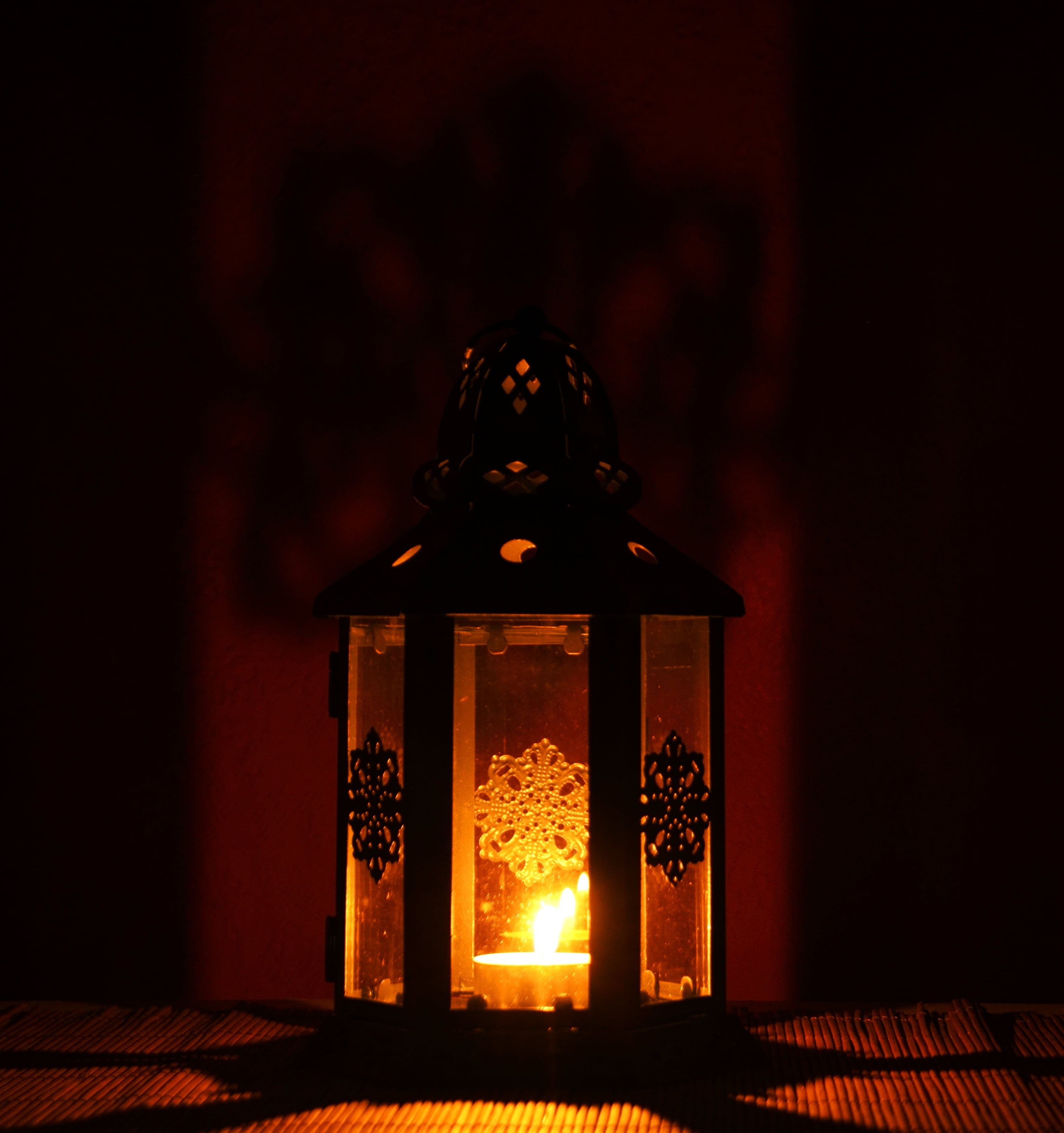 no people, light, celebration, illuminated, winter, fire, warm, deco, wall - building feature, metal, dark, long exposure, evening, red, glowing, decoration, Phone HD Wallpaper
