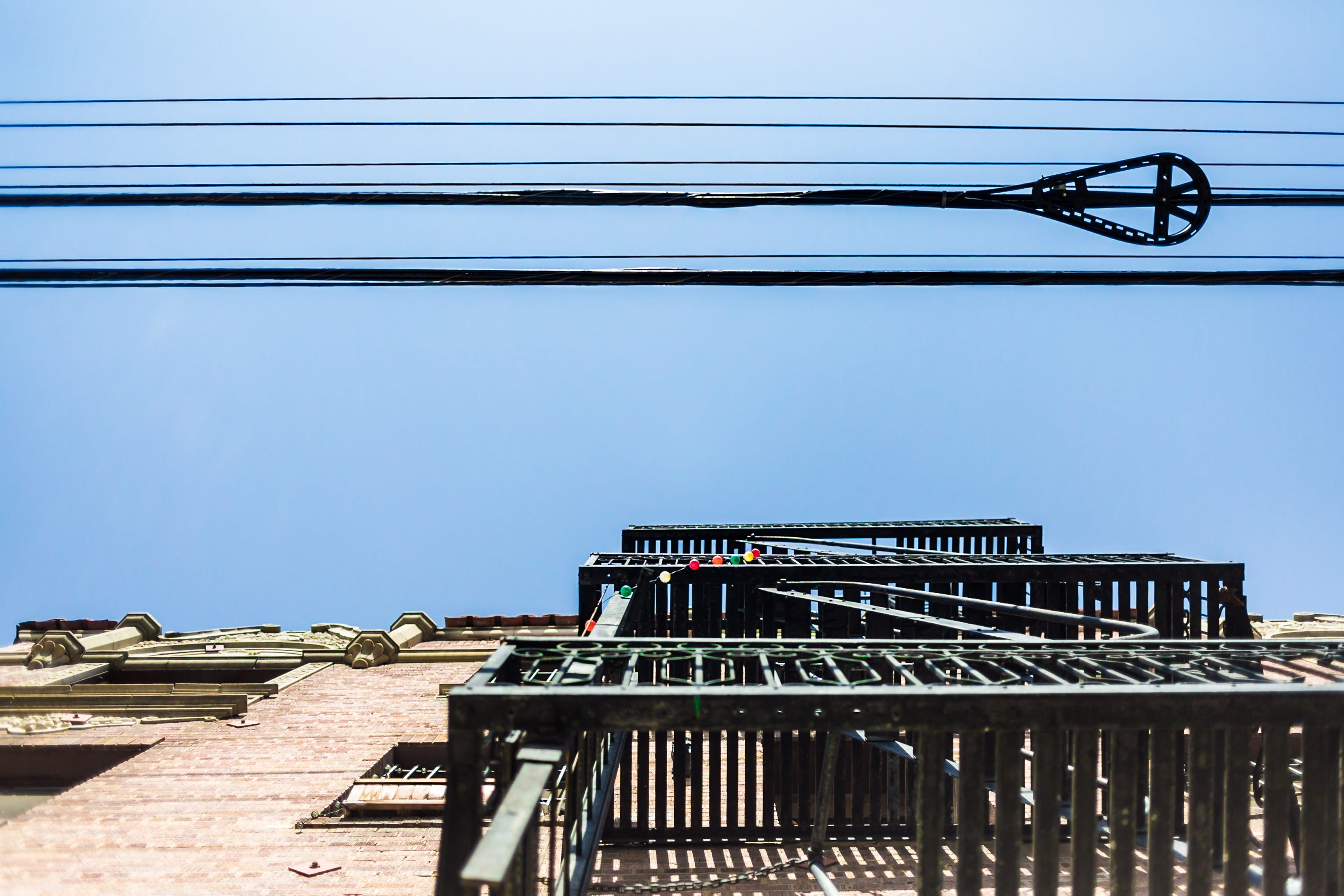metal, Lights, industry, blue sky, sunny, architecture, day, city, view, String, construction Frame, fire escape, Eye, clear sky, blue, steel, cables, built Structure, HD Wallpaper