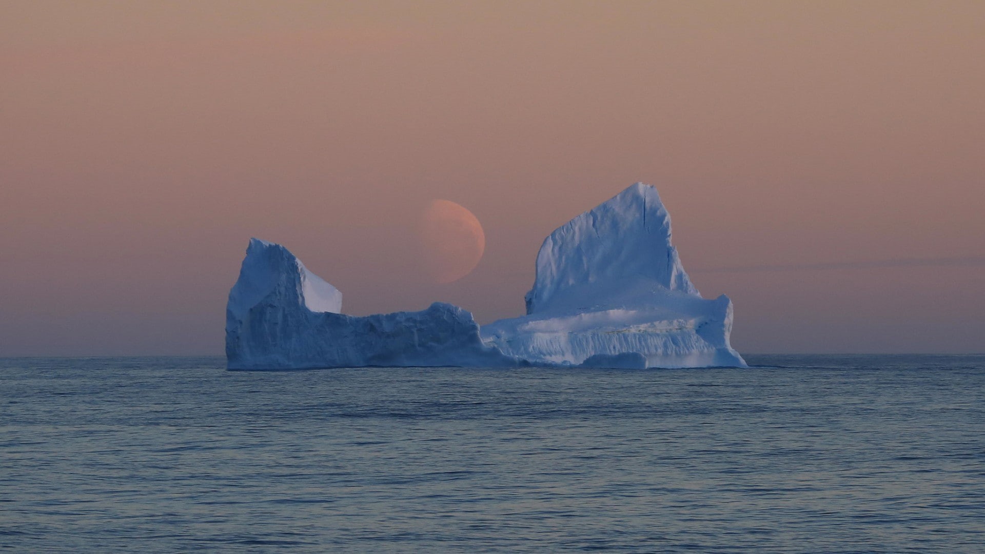 tranquility, global warming, beauty in nature, horizon, scenics - nature, non-urban scene, iceberg, tranquil scene, idyllic, dusk, no people, Moon, nature, HD Wallpaper