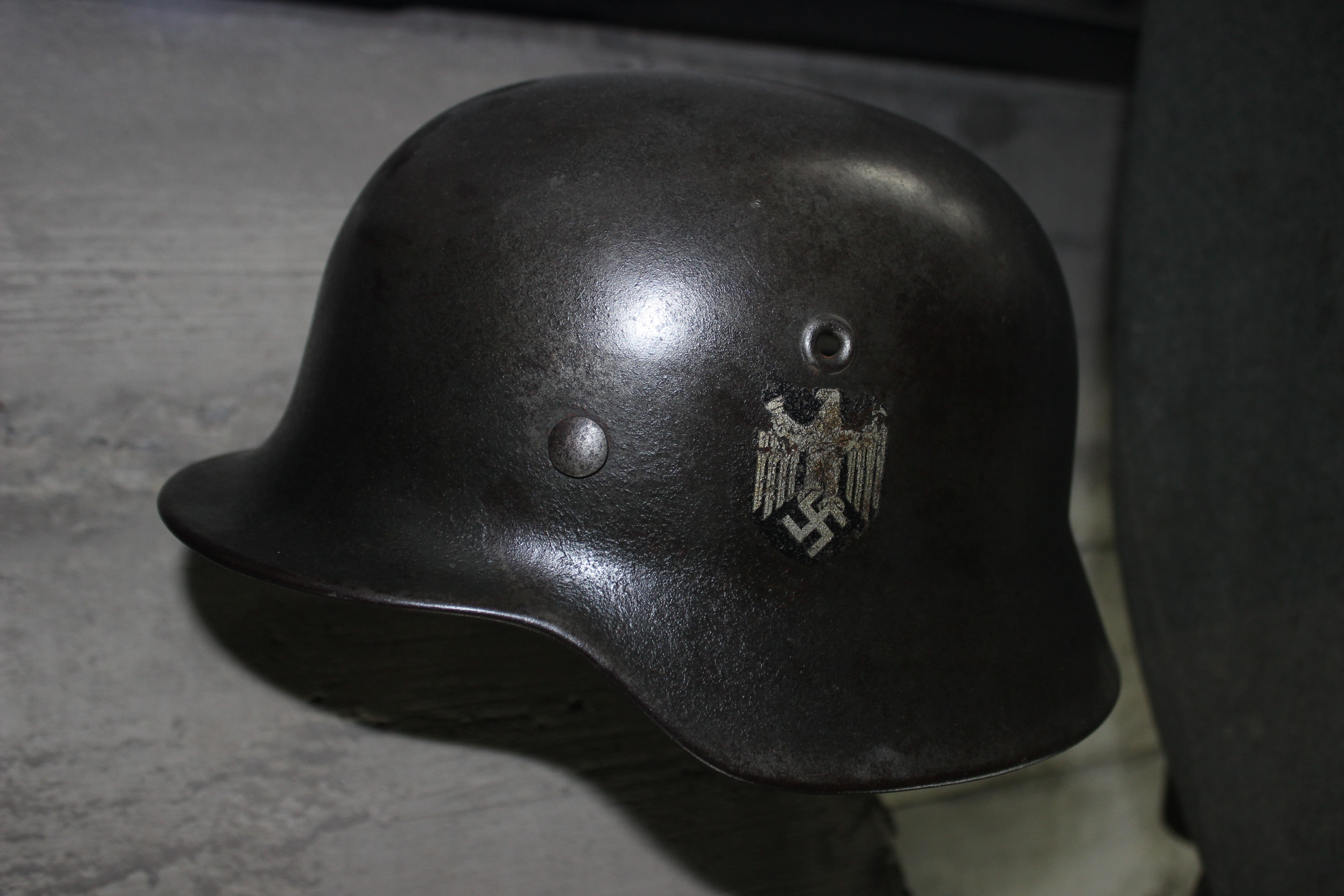 single object, protection, army, government, no people, War, work Helmet, metal, indoors, security, Helmet, representation, Swastika, art and craft, architecture, HD Wallpaper