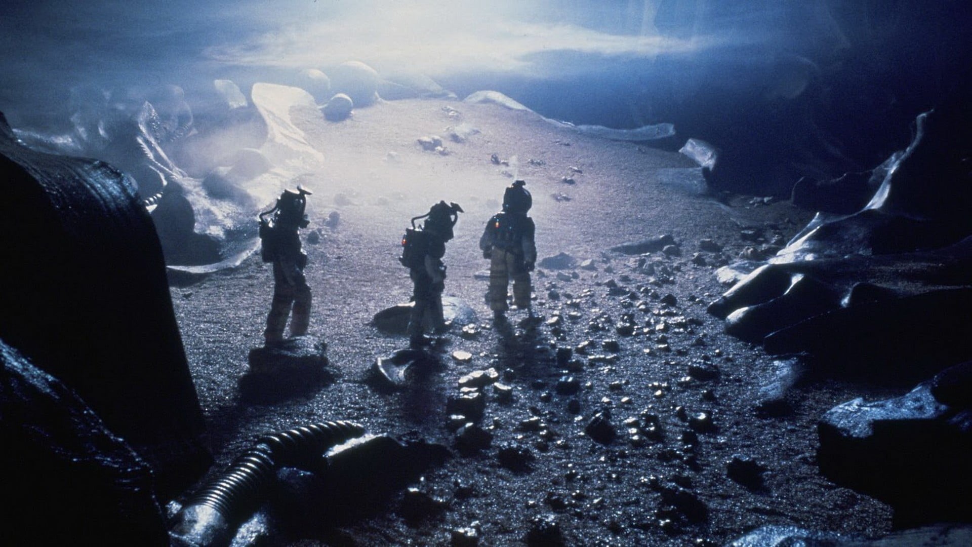 underwater, men, Alien (movie), people, real people, sea, space, sport, scuba diving, movies, winter, ice, adventure, leisure activity, snow, 1080P, cold temperature, HD Wallpaper