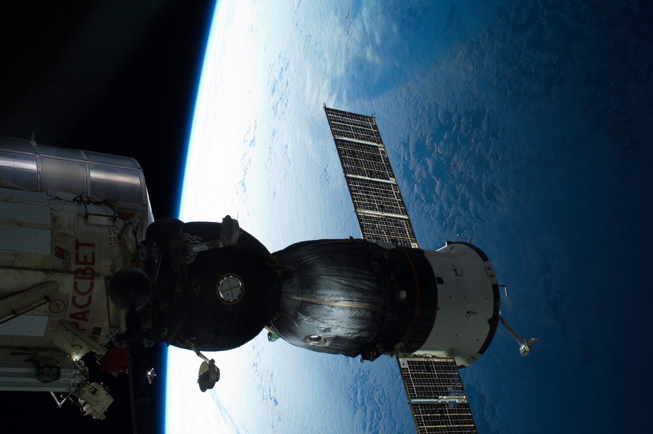 Earth, 1080P, A Russian spaceship, Space, Union, Roscosmos, HD Wallpaper