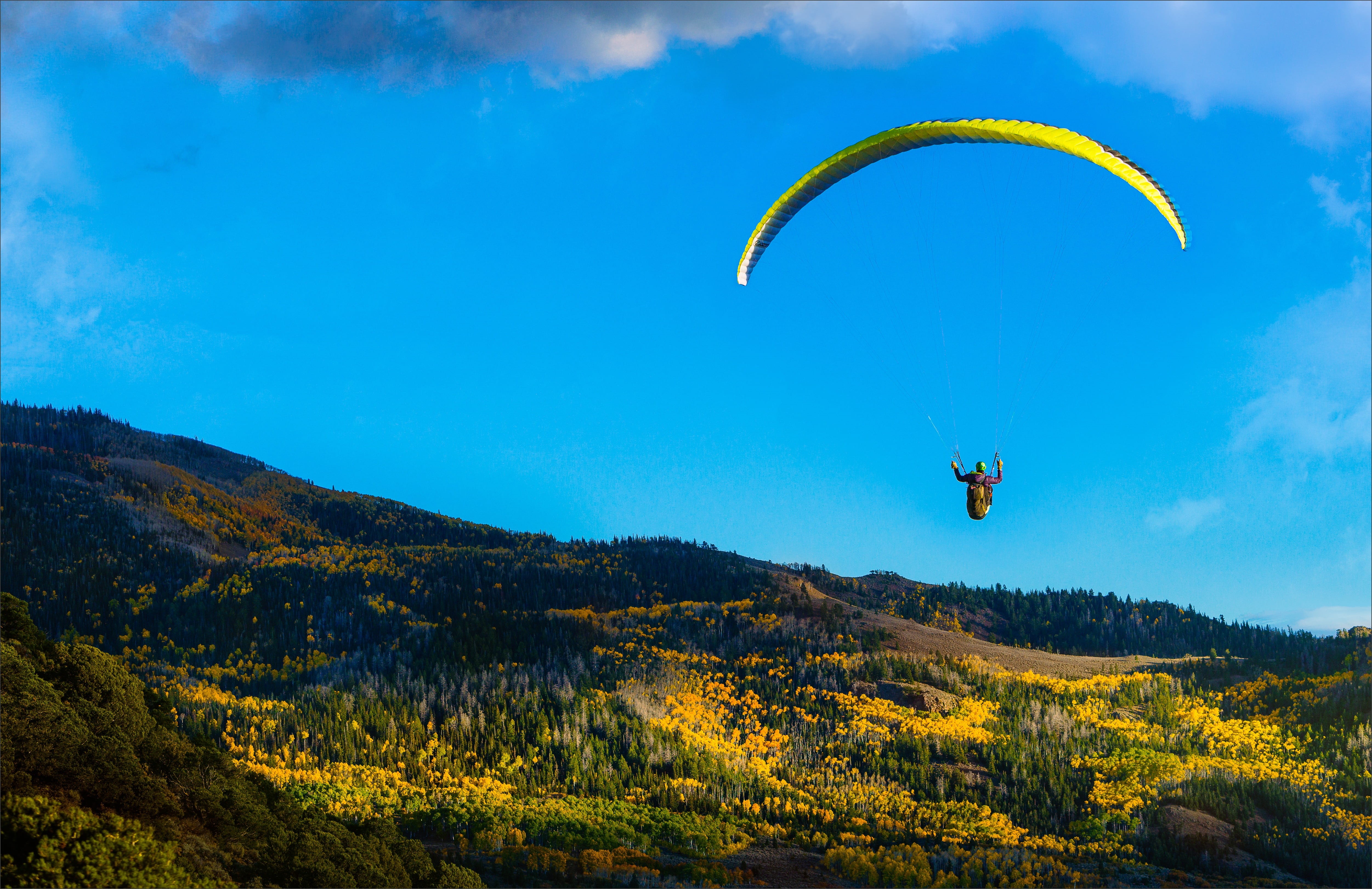leisure, risk, extreme sports, scenery, fun, 4K, sky, paraglider, environment, silhouette, utah, thermals, mid-air, hang glider, outdoors, high, one person, HD Wallpaper