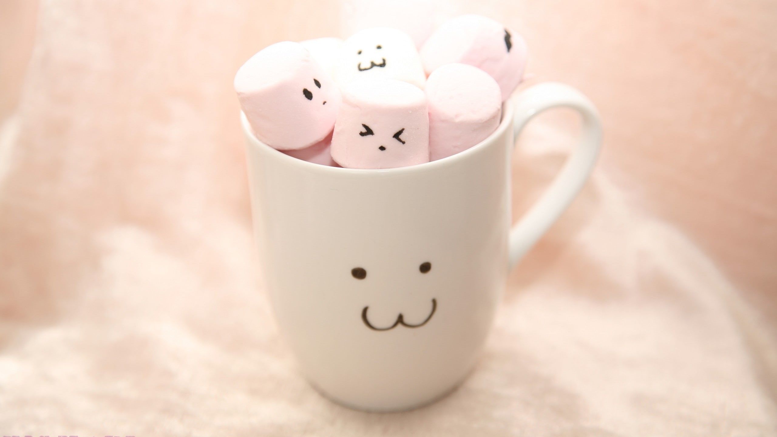 indoors, food and drink, mug, anthropomorphic, no people, close-up, crockery, 2K, macro, human representation, marshmallows, emotion, still life, representation, HD Wallpaper