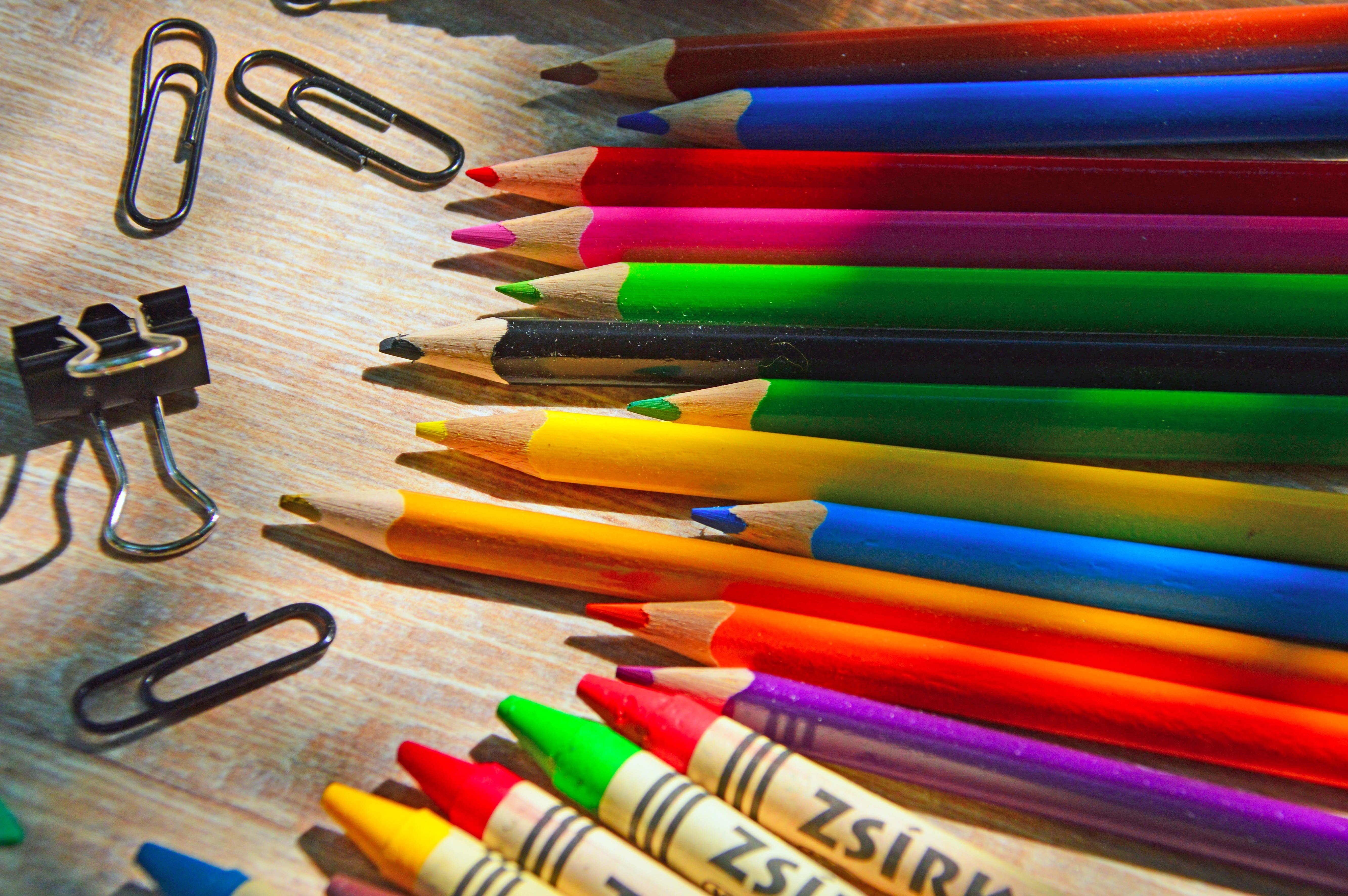 child, choice, school, wood - material, multi colored, pens, order, colored pencil, writing instrument, back-to-school, table, brush, academic year, class, HD Wallpaper