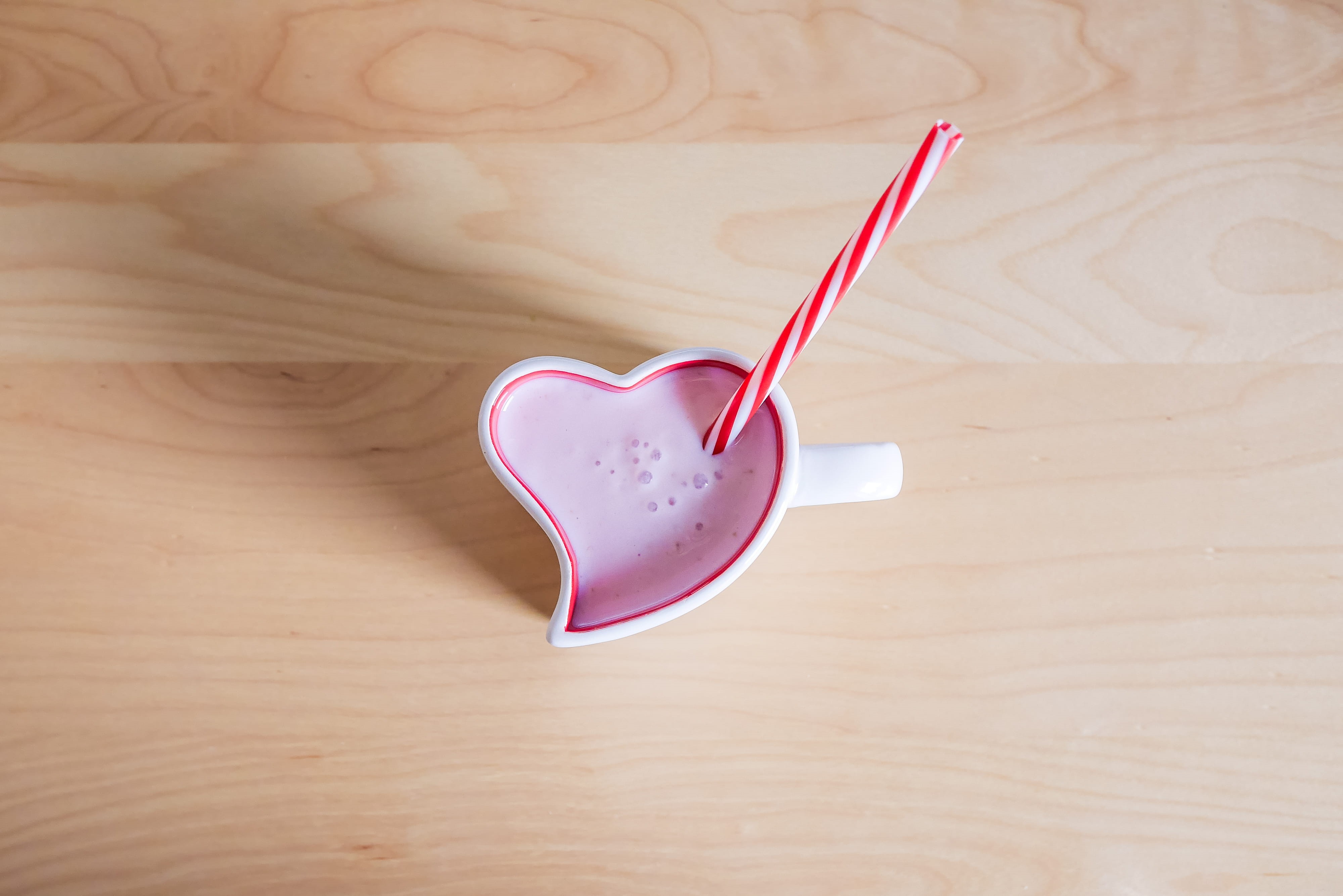 hungry, 4K, sweet, still life, pink color, thirsty, shaped, Cup, yummy, heart, candy heart, indoors, shape, straw, valentines Day - Holiday, food, kitchen utensil, HD Wallpaper