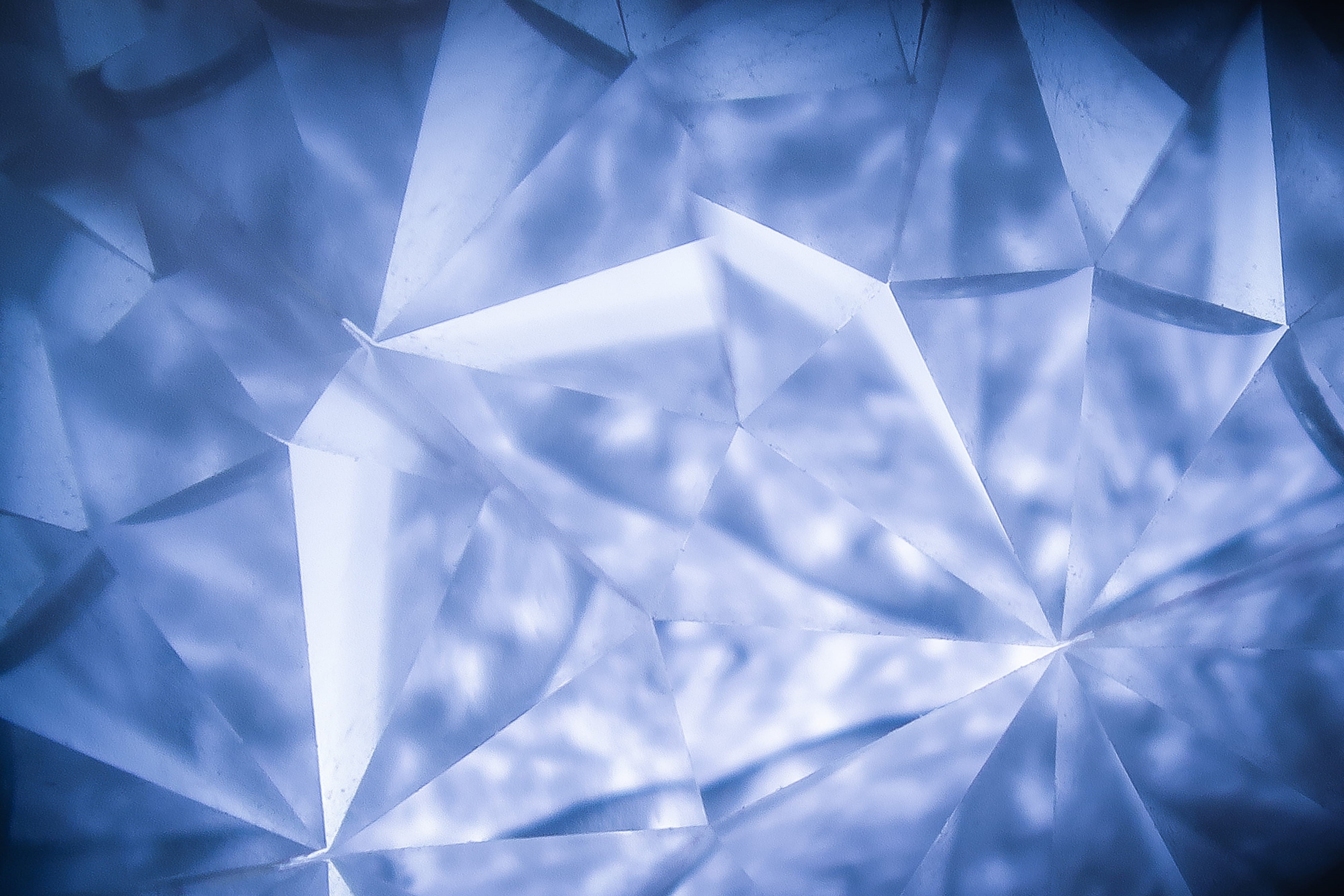 transparent, christmas, metaphysical, studio shot, full frame, confusion, textured effect, crash, no people, jewelry, triangle shape, reflection, accessory, HD Wallpaper
