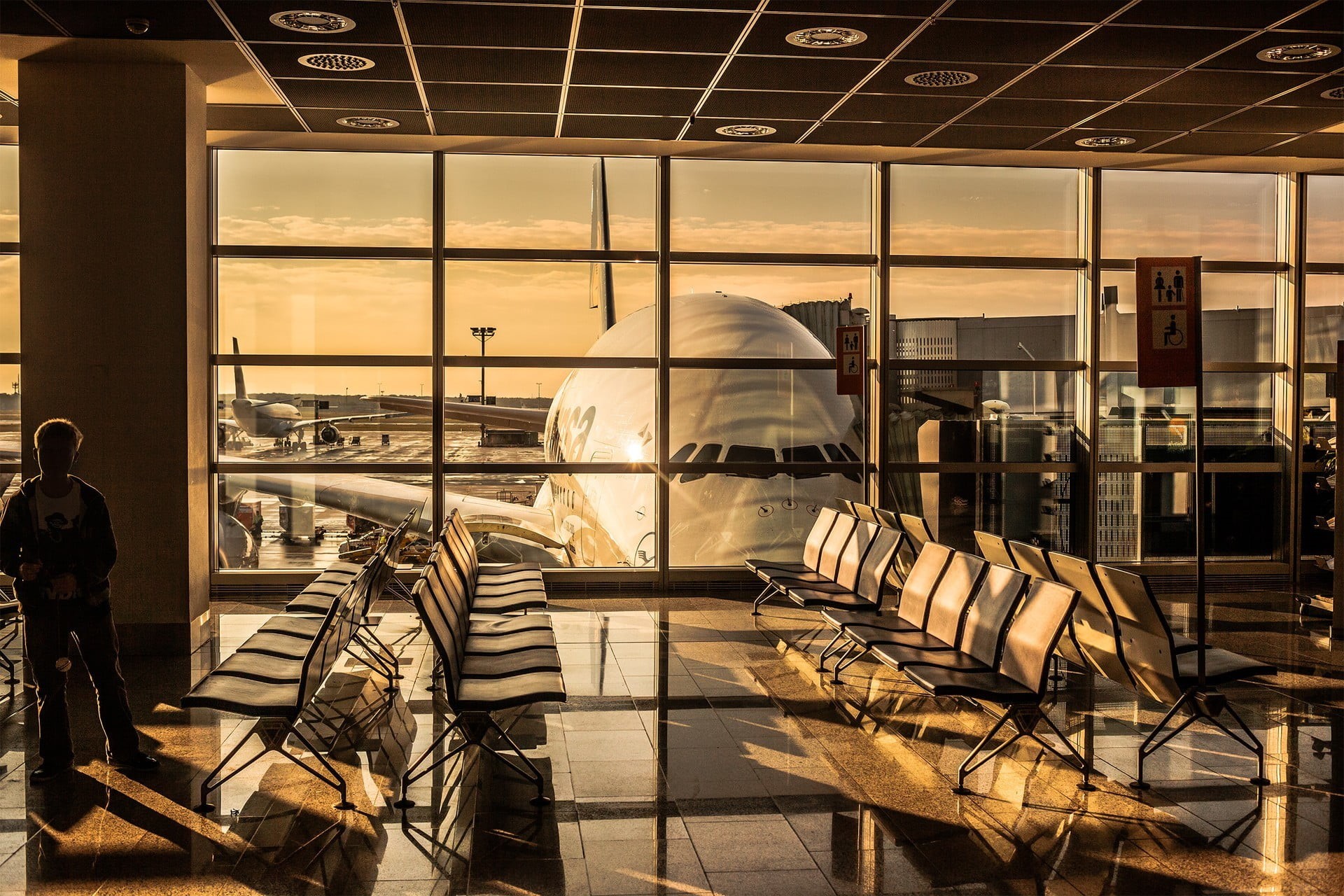 architecture, sunset, Lufthansa, 1080P, Airbus, Expectations, glass - material, ceiling, A380, airliner, planes, Hall, seat, airport terminal, chair, sunlight, HD Wallpaper