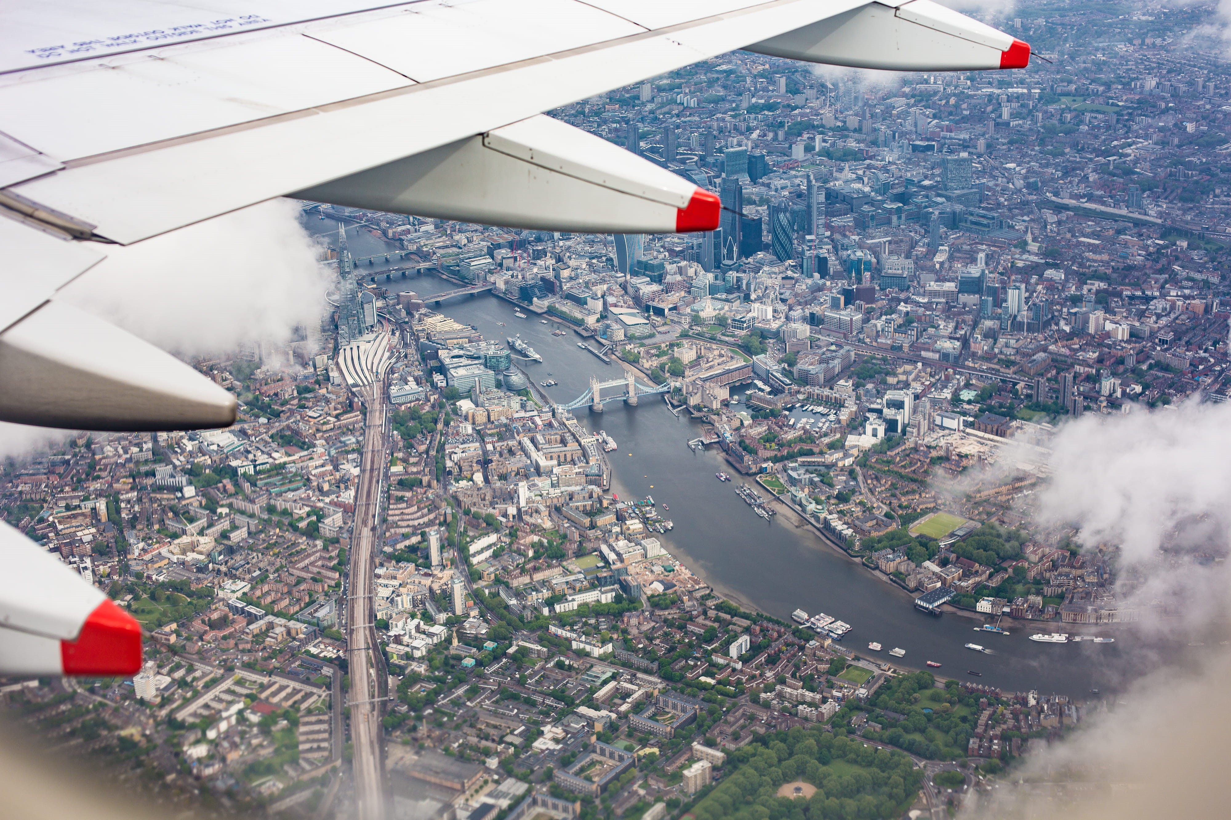 architecture, river, building exterior, high Angle View, united kingdom, blue, aircraft Wing, britain, air Vehicle, clouds, mode of Transport, sky, journey, HD Wallpaper
