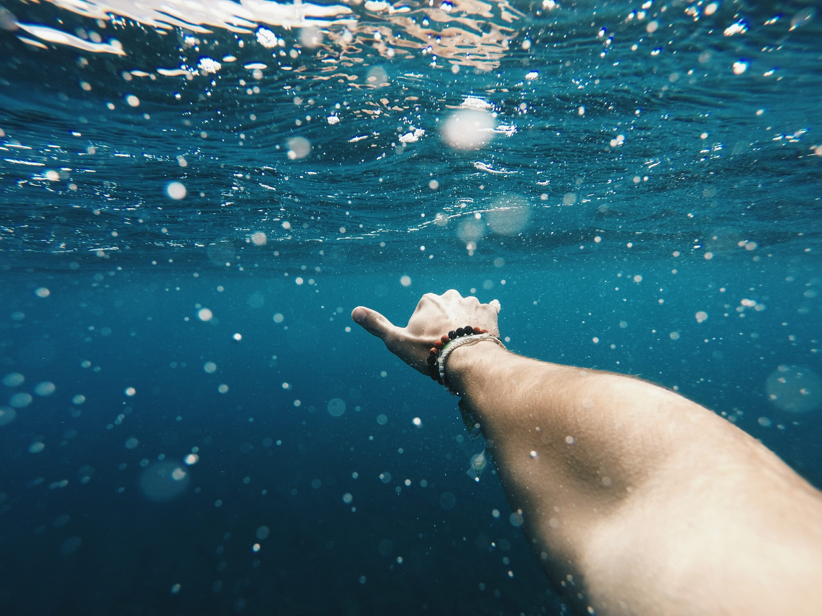 swimming, day, gopro, nature, arm, 2K, taking, water, thumb, making, human hand, leisure activity, ripples, real people, picture, sea, motion, bubbles, HD Wallpaper