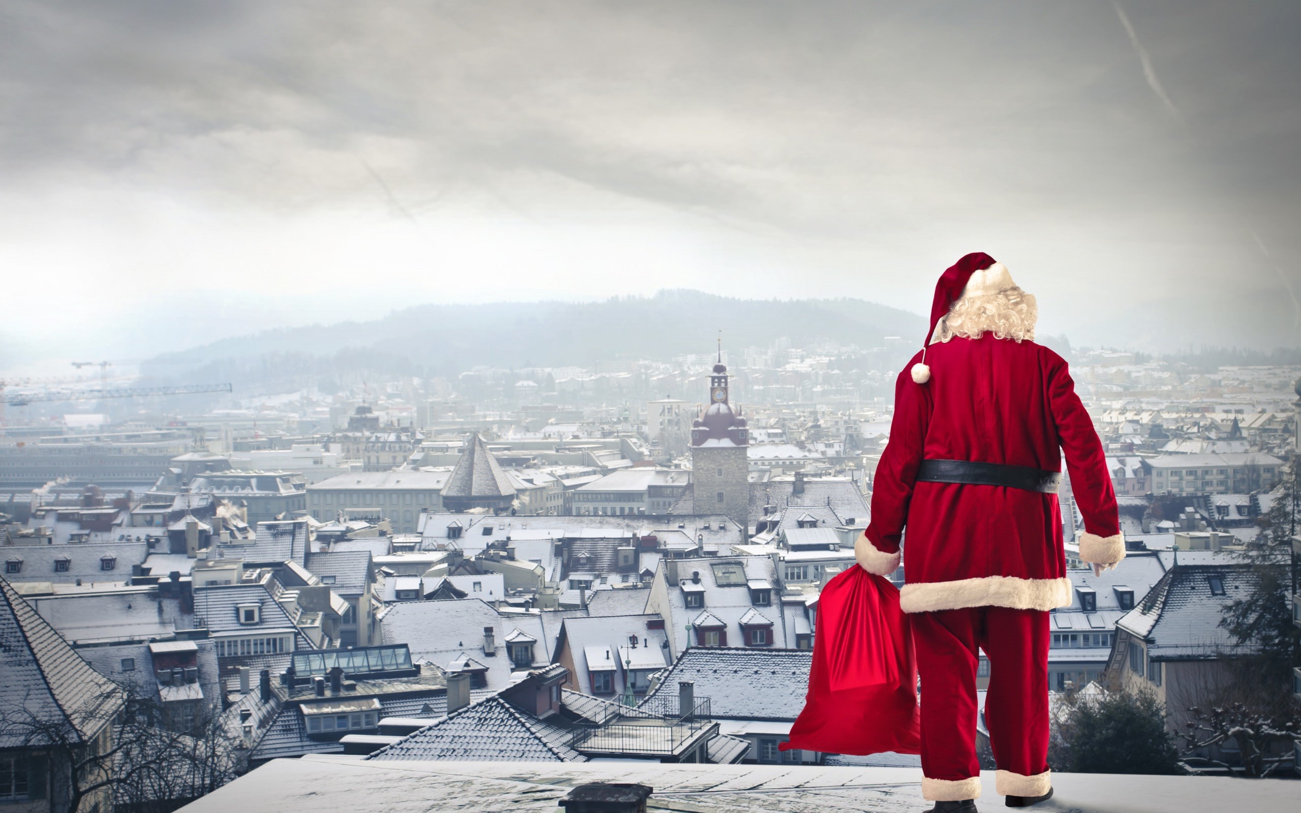 town, gifts, coming, santa claus is coming, santa, 2K, claus, 2015, Merry Christmas, New Year, city, HD Wallpaper