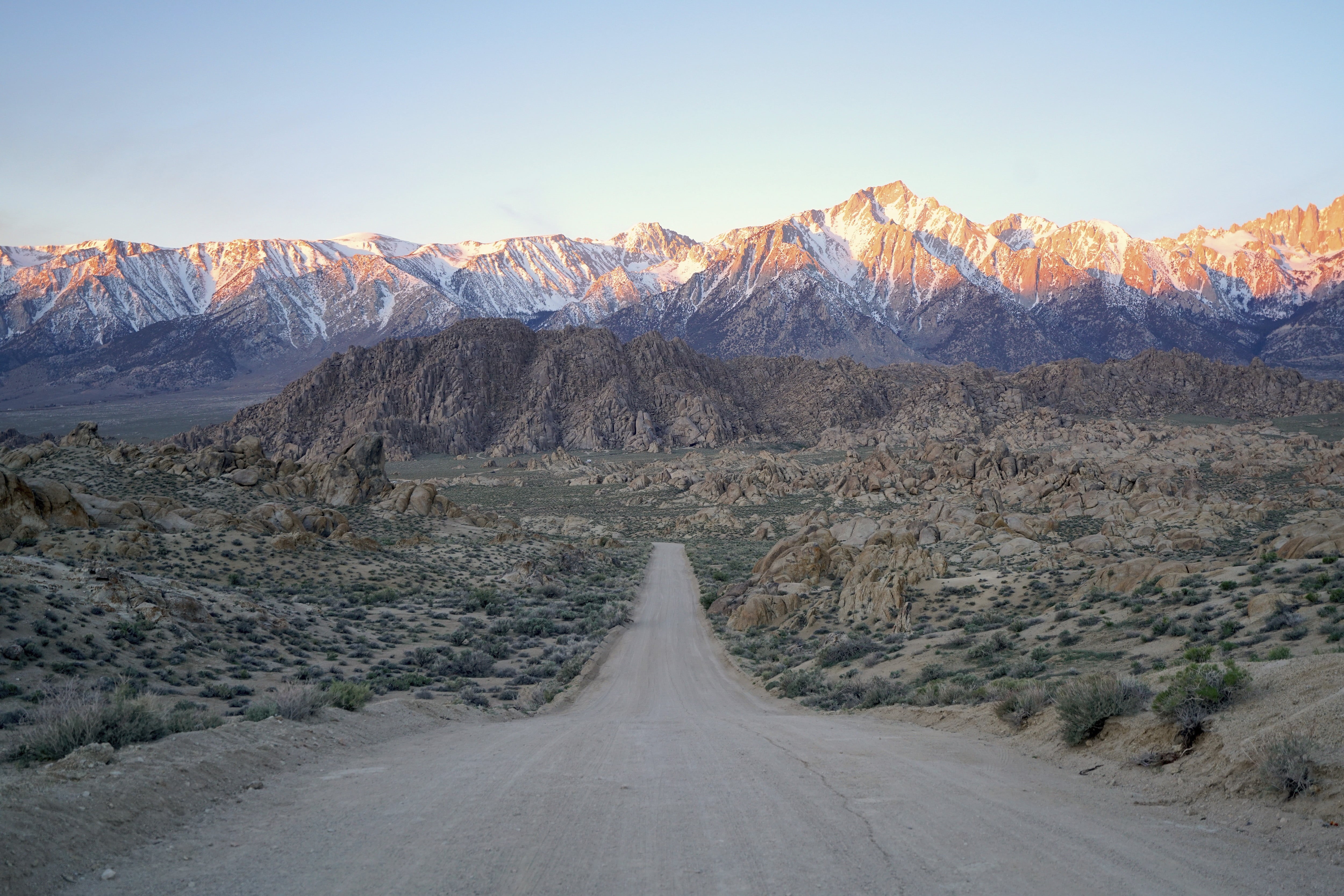 rocks, tranquility, landscape, arid climate, the way forward, road, beauty in nature, mountains, Mount Whitney, transportation, remote, geology, Sierra Nevada, HD Wallpaper