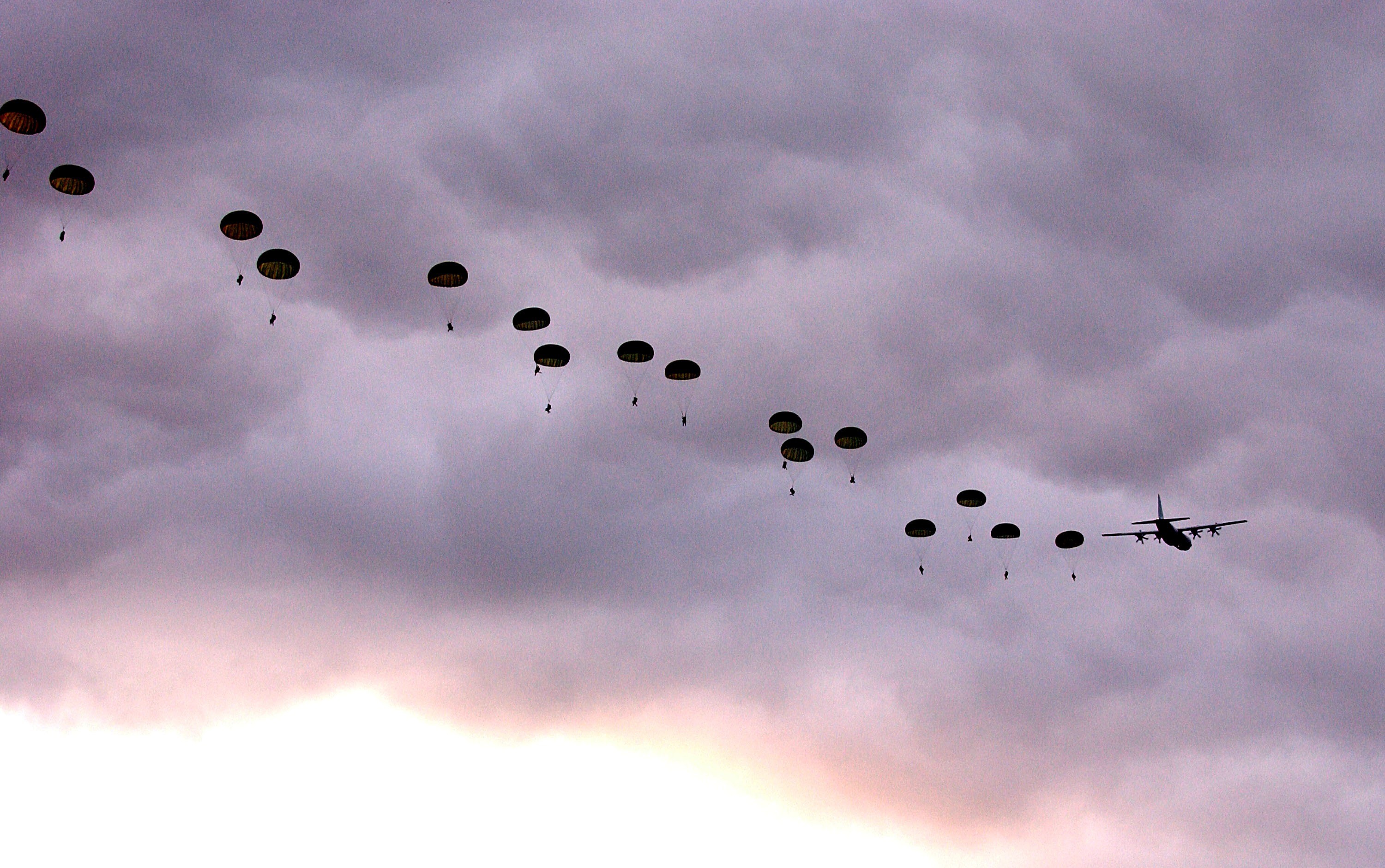 sunset, australia, clouds, nature, parachute, diving, army, aircraft, day, vertebrate, low angle view, plane, air, jumping, tranquil scene, cloud - Sky, HD Wallpaper