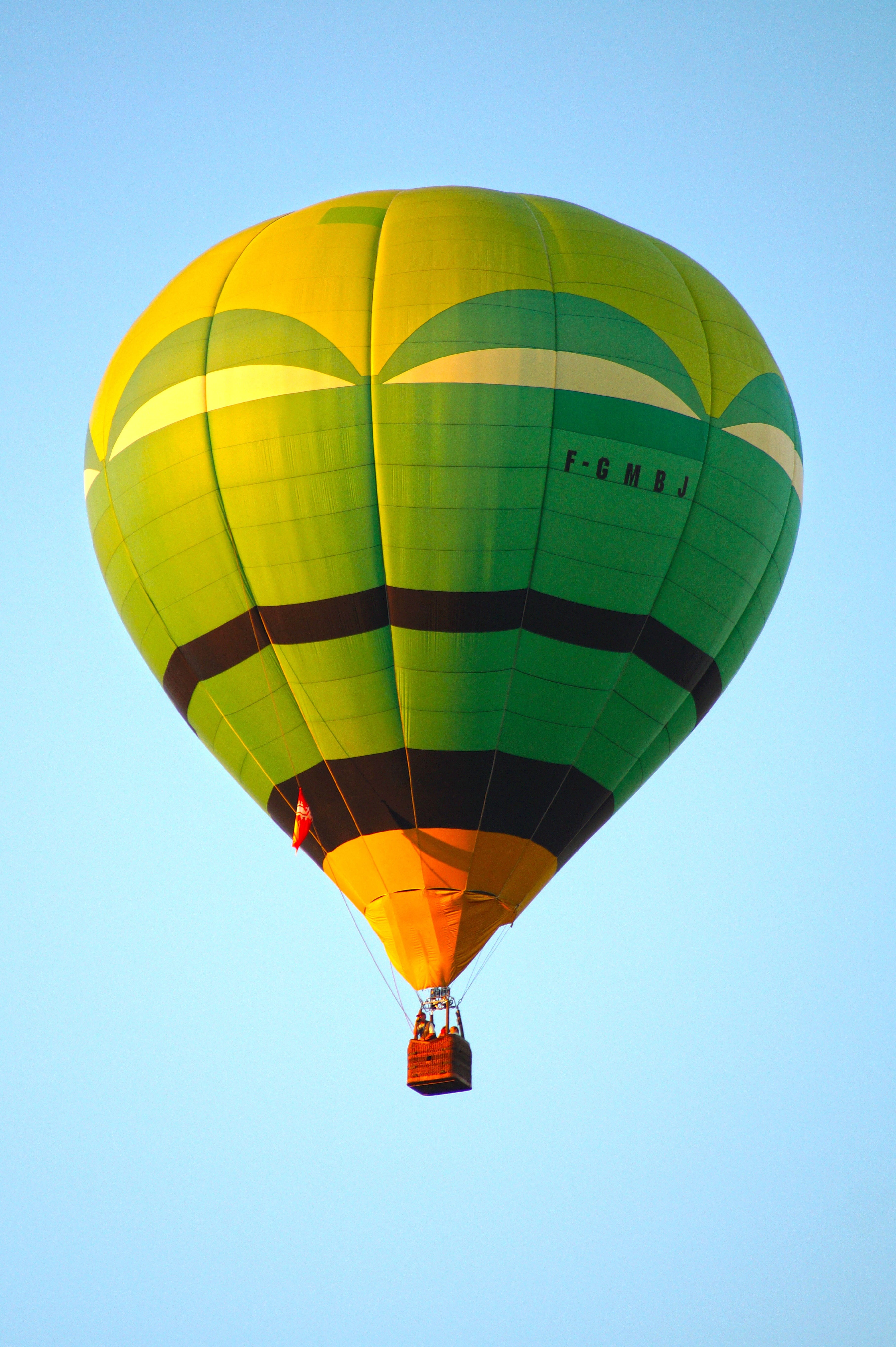 adventure, ball, air, clear sky, summer, 5K, flight, green color, yellow, sky, flame, ballooning festival, balloon, moving up, flying, travel, day, mid-air, Phone HD Wallpaper