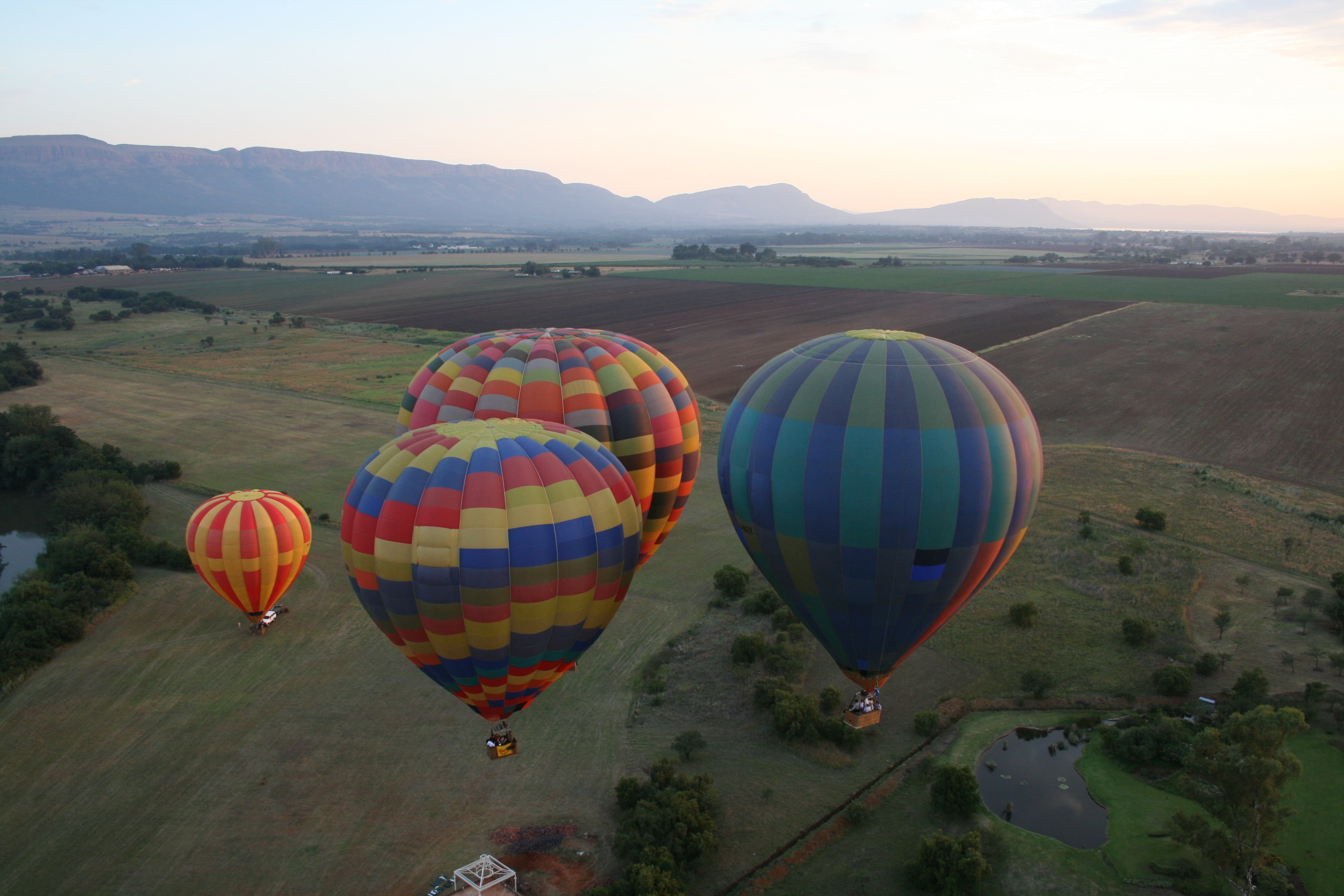 air Vehicle, mid-air, nature, sport, environment, balloon, mode of transportation, landscape, mountain, aviation, recreation, scenic, ballooning, inflate, HD Wallpaper