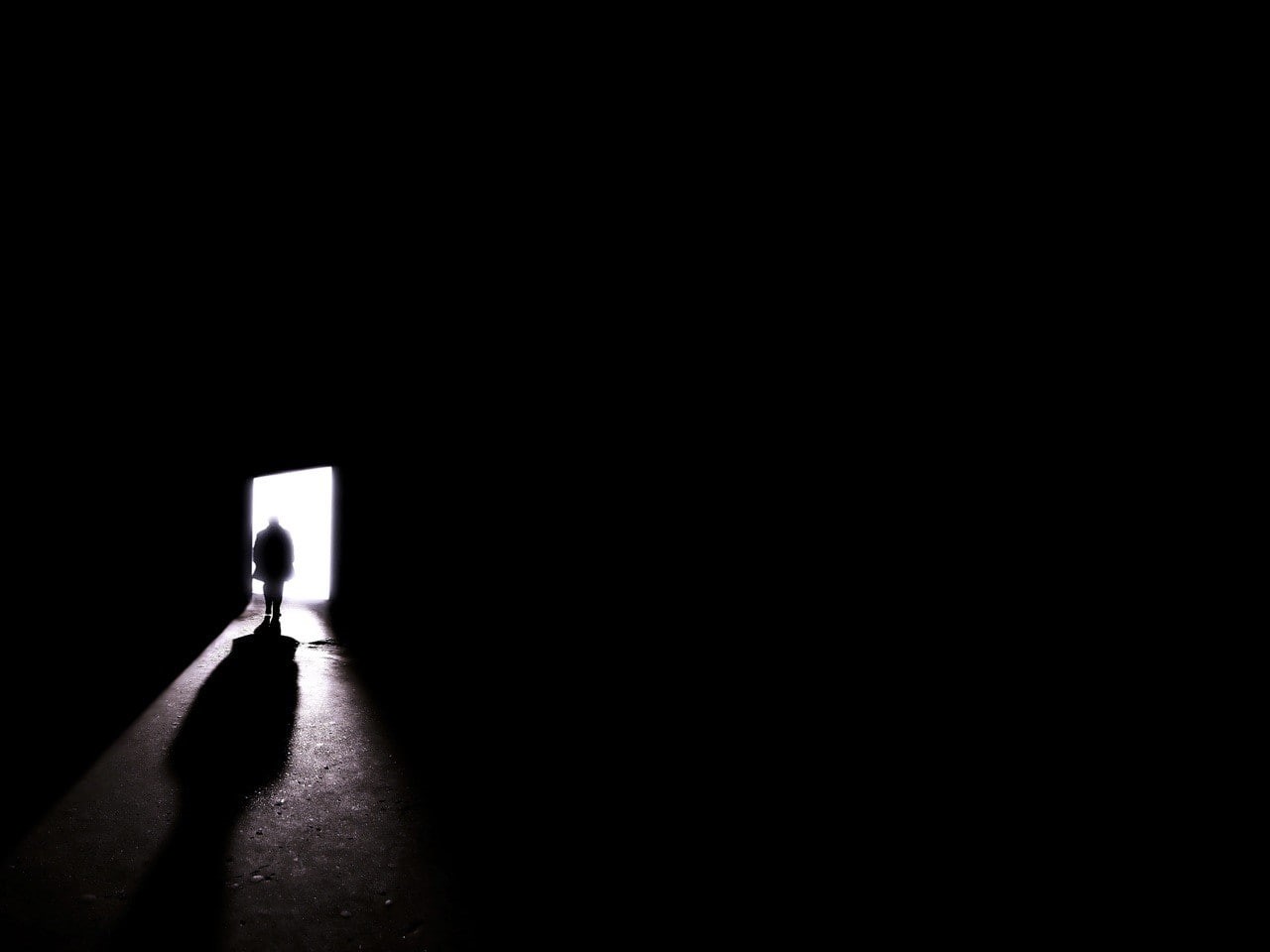 architecture, door, 720P, real people, lifestyles, light at the end of the tunnel, walking, standing, full length, dark, rear view, minimalism, men, artwork, HD Wallpaper