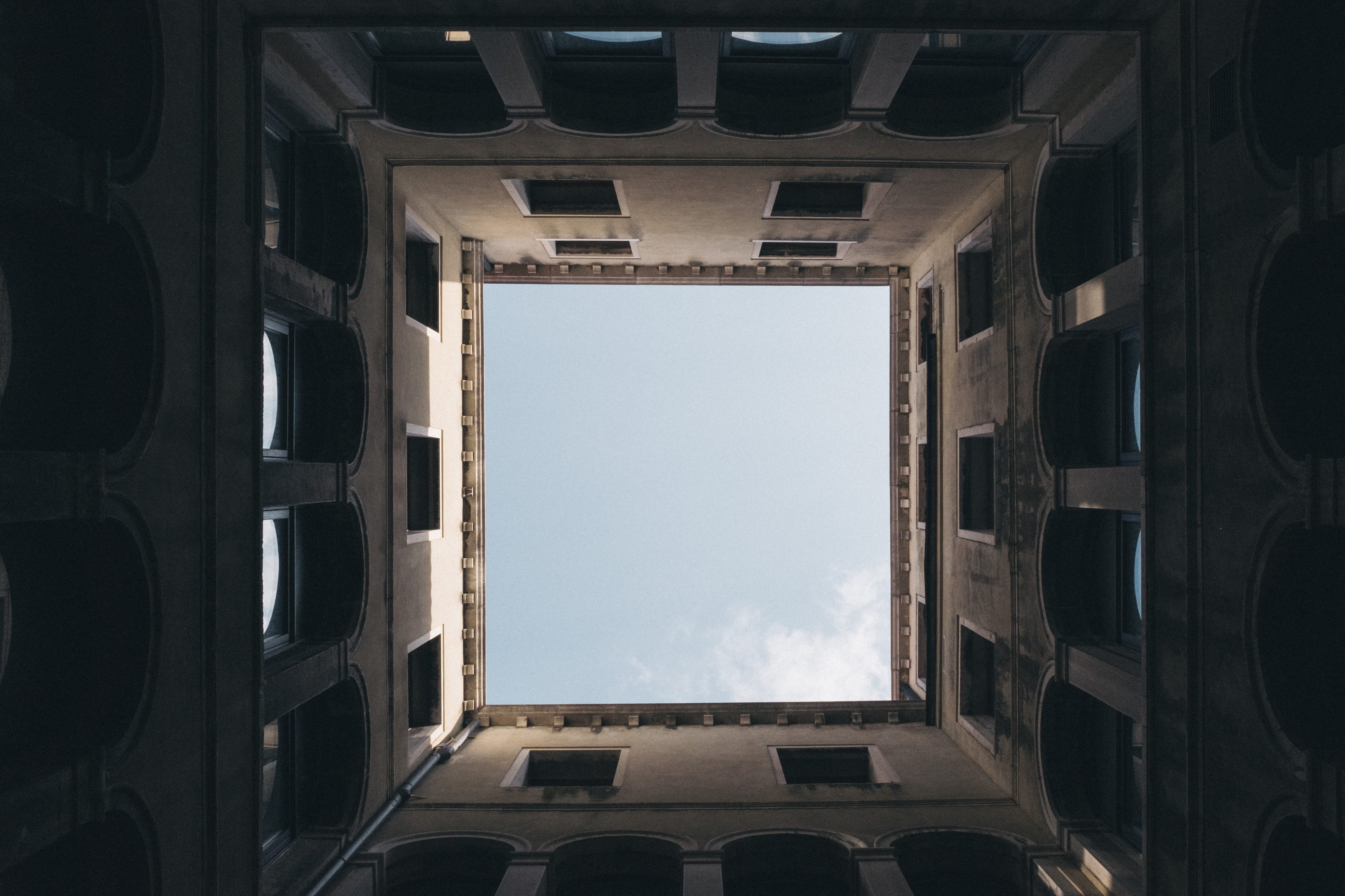 geometric shape, building, cloud - sky, view, sky, residential district, structure, architechture, cloud, up, the past, nature, 4K, shape, ceiling, day, HD Wallpaper