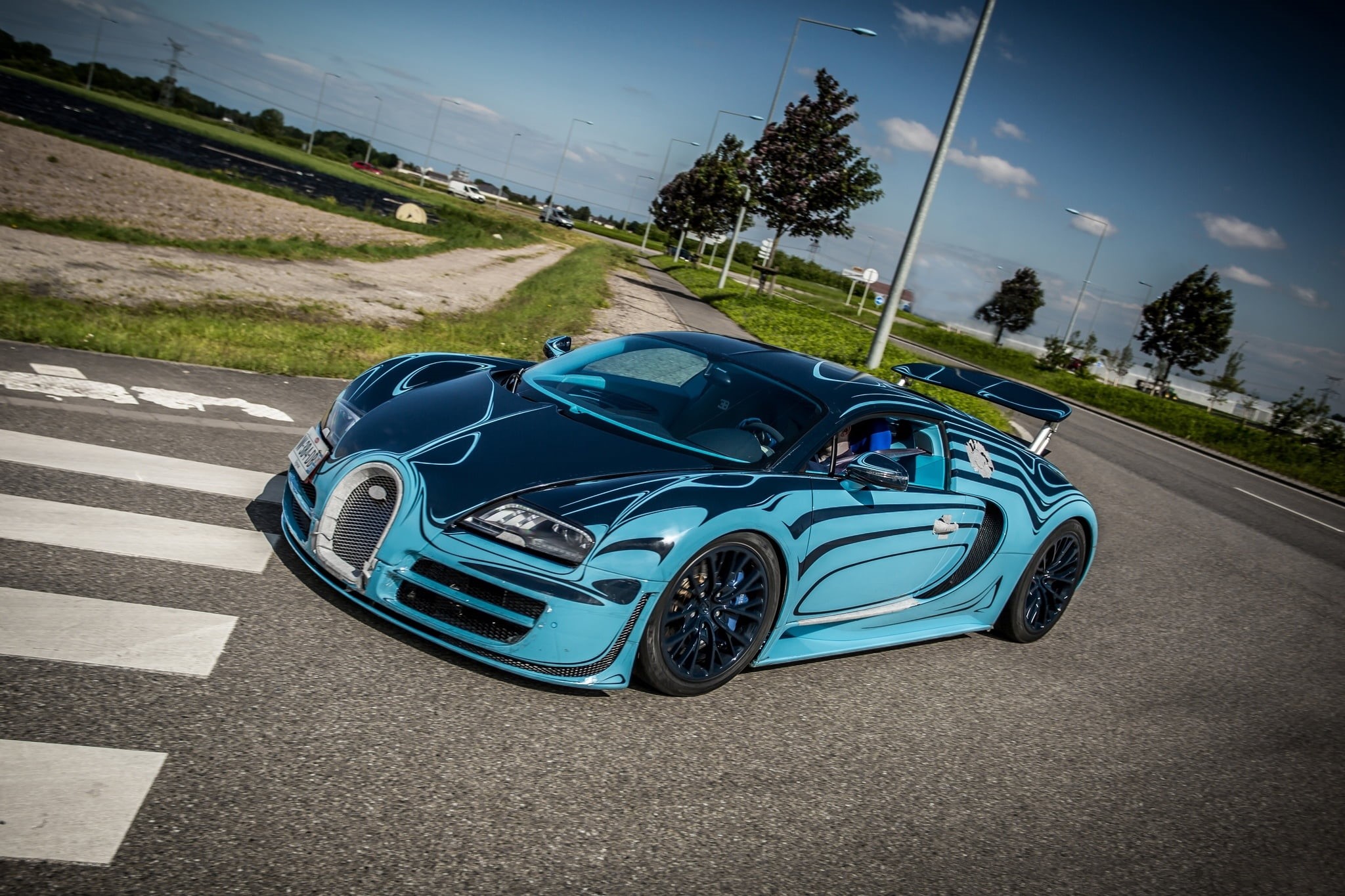 sunlight, saphir bleu, luxury, road trip, veyron, street, modern, alloy Wheel, sport, no People, supercar, competition, 1080P, sports Race, mode of Transport, HD Wallpaper