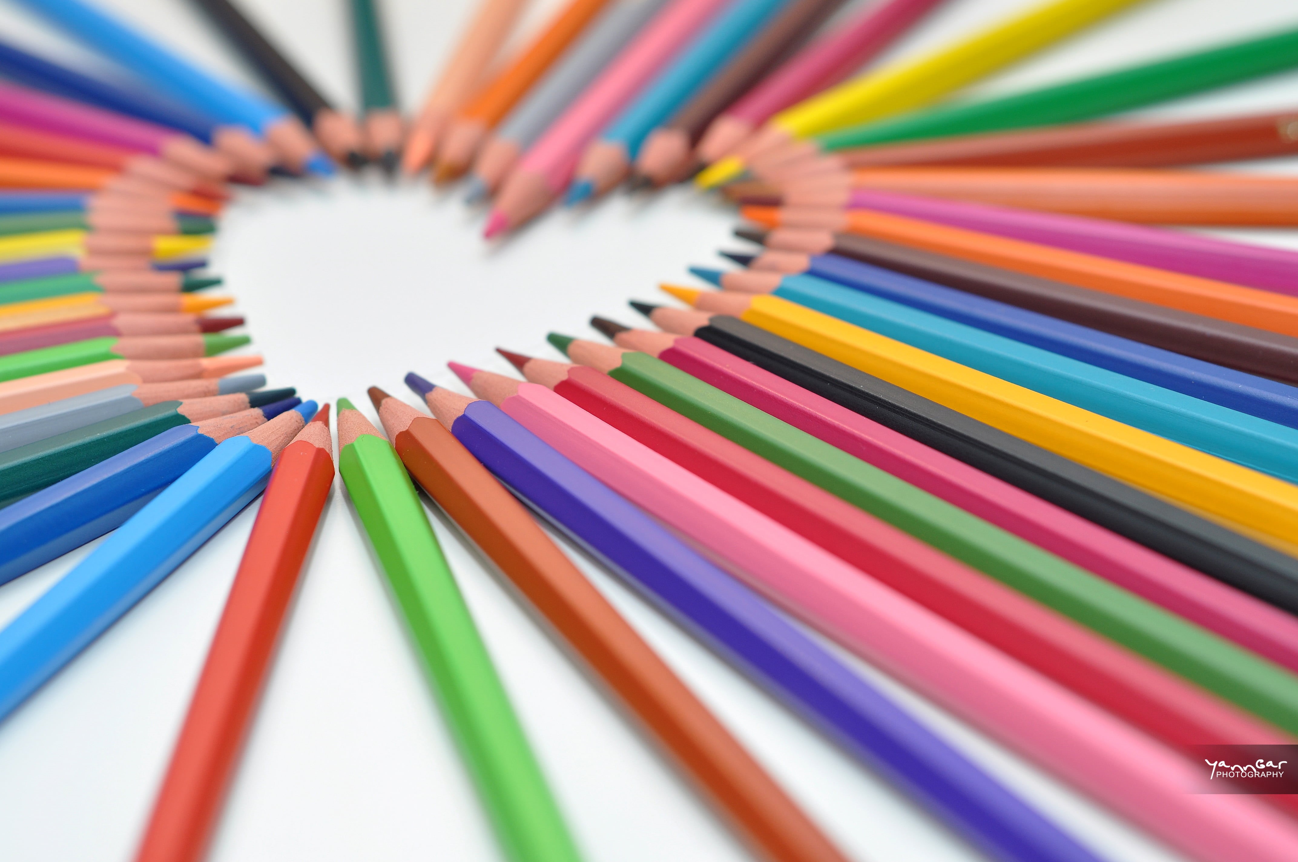 close, I Love, crayons, couleur, color pencils, bokeh, pencils, close-up photography, heart, backgrounds, gear, nikkor, coeur, photography, nikon  d5000, HD Wallpaper