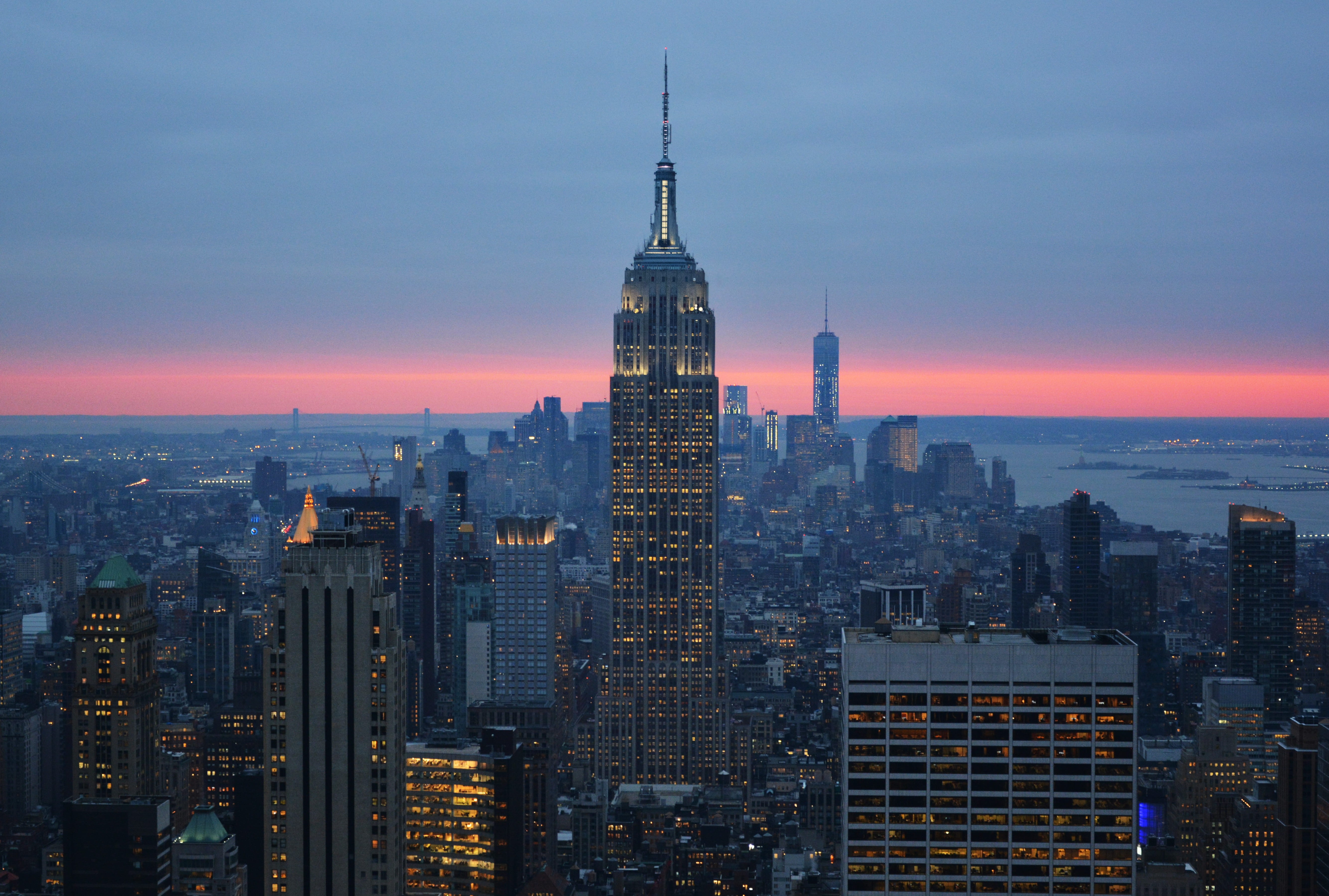 dusk, illuminated, sky, modern, urban skyline, no people, landscape, state, 5K, outdoors, sunset, buildings, architecture, skyscraper, top of the rock, HD Wallpaper
