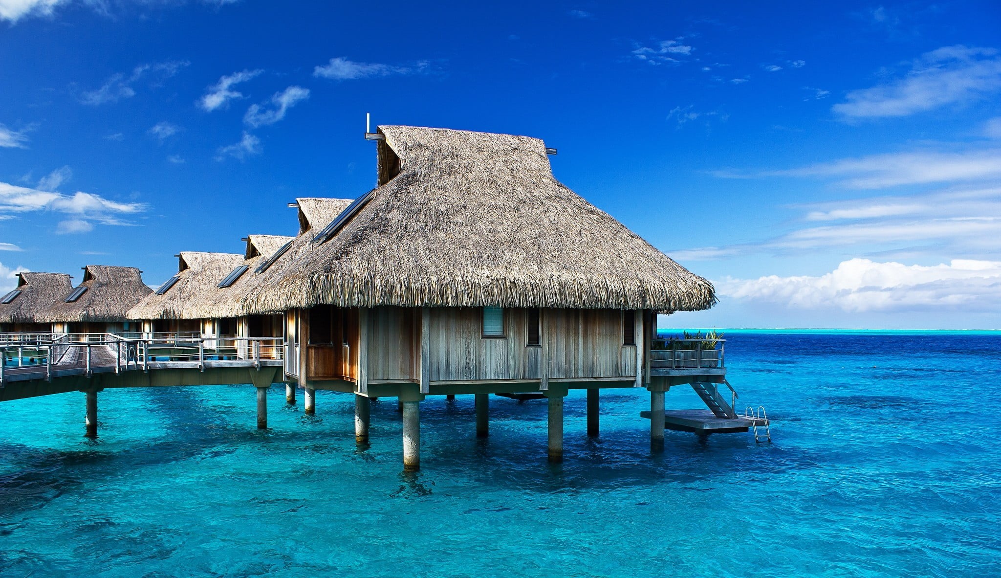 bungalow, beige, resort, nature, huts, sea, cottage, stilt house, blue, tropical, 1080P, no people, residential district, turquoise colored, building exterior, HD Wallpaper