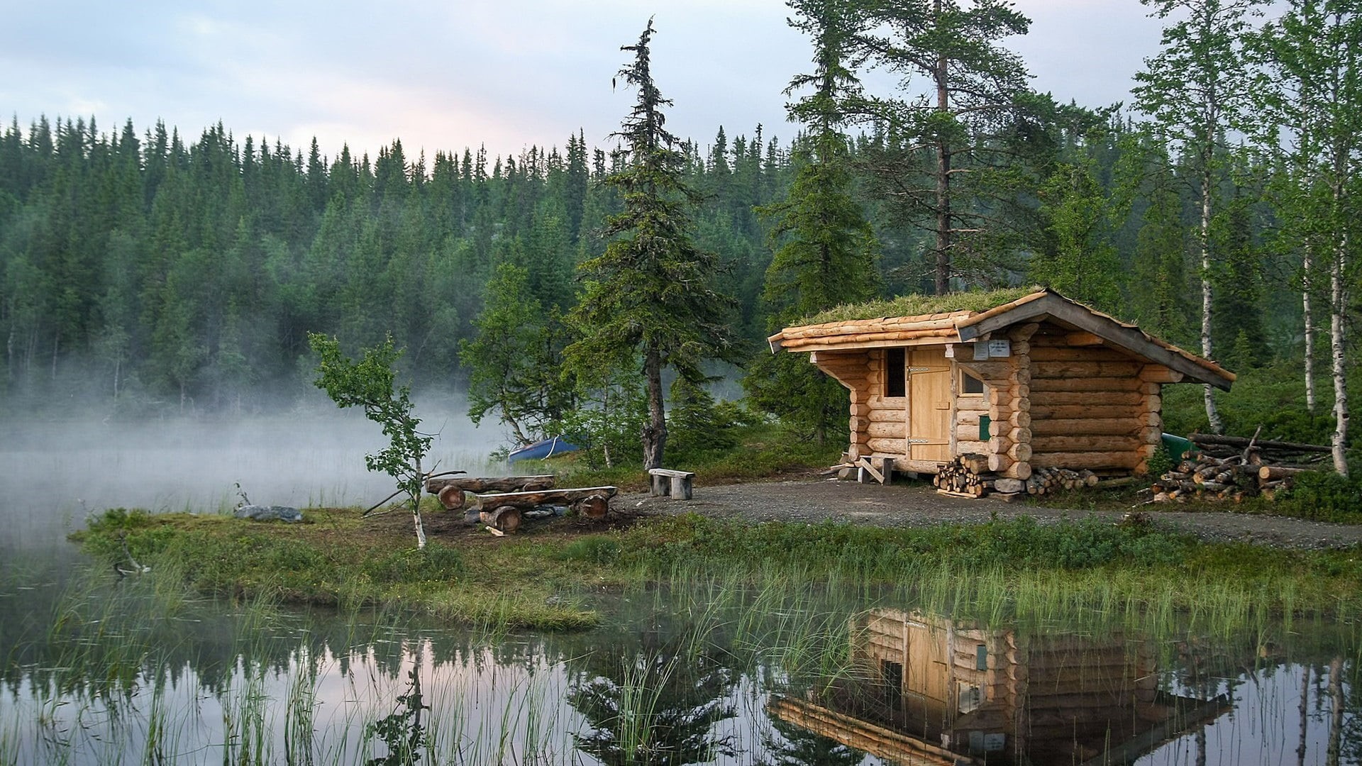 tranquil scene, wilderness, beauty in nature, green color, built structure, architecture, 1080P, plant, scenics - nature, cottage, land, forest lake, water, HD Wallpaper