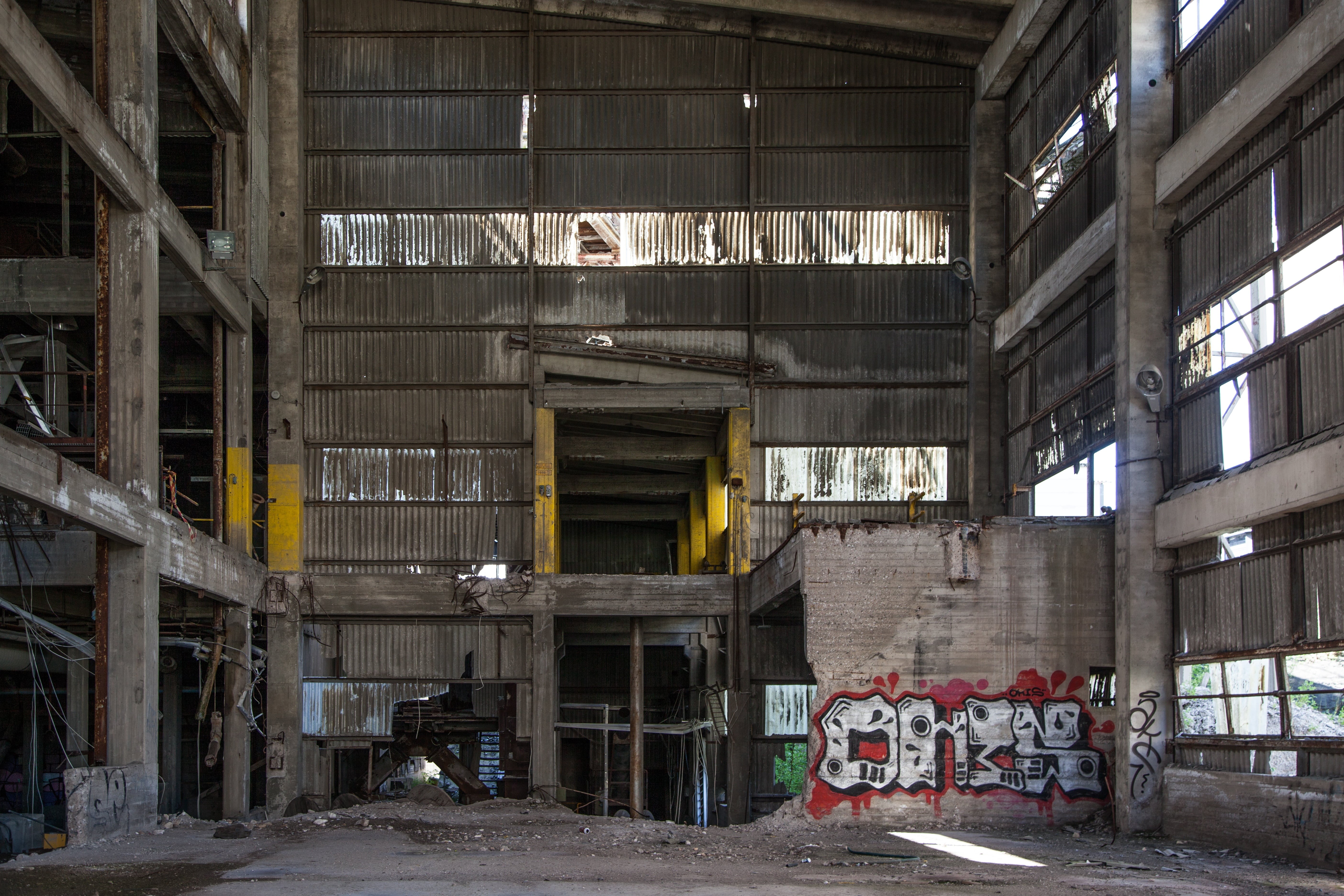 exploration, damage, architecture, environment, day, urban exploration, construction, ruin, building exterior, gray, industrial, grunge, run-down, urban, HD Wallpaper