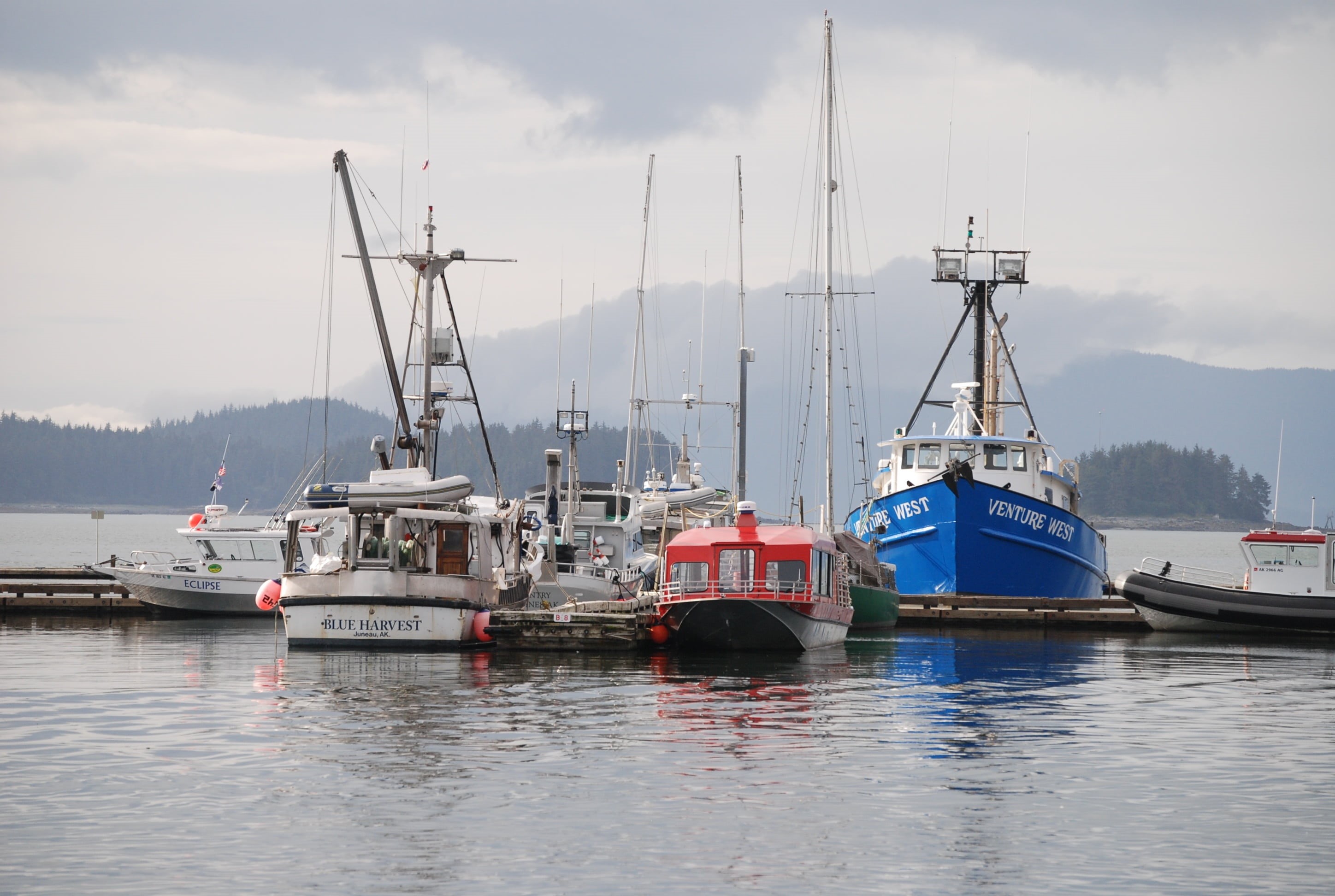 outdoors, transportation, architecture, mode of transportation, fishing industry, moored, fishing boats, reflection, pole, sky, ship, no people, nautical Vessel, HD Wallpaper