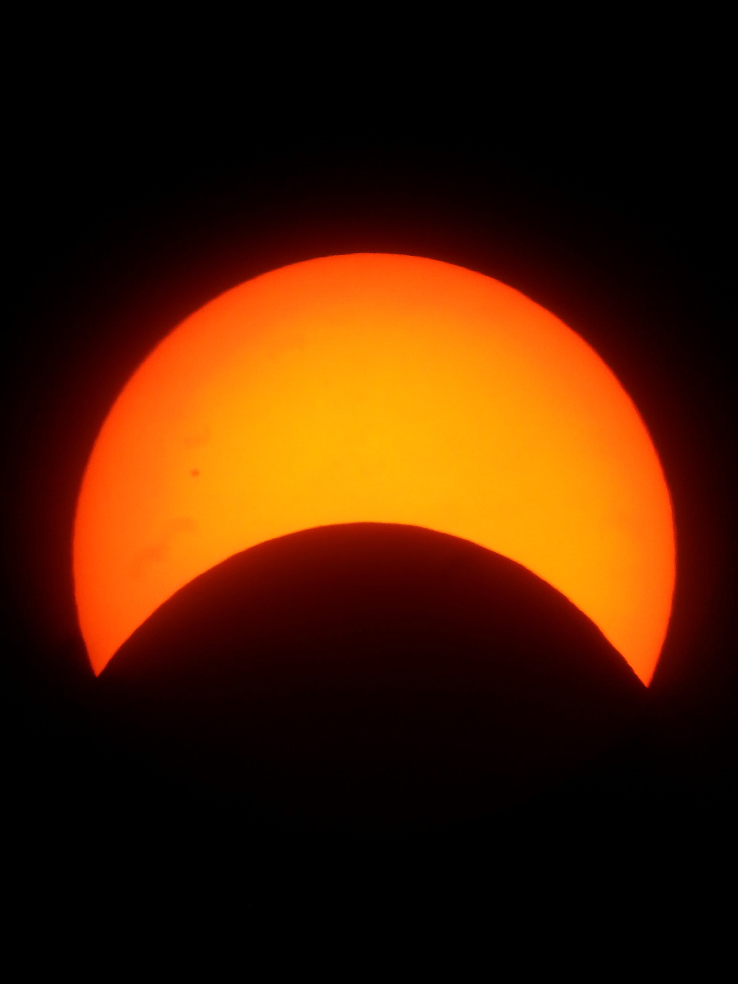 fire - Natural Phenomenon, sun, science, orange color, nature, moon, photo, blackout, scenics - nature, orange, outdoors, solar eclipse, natural phenomenon of, Phone HD Wallpaper