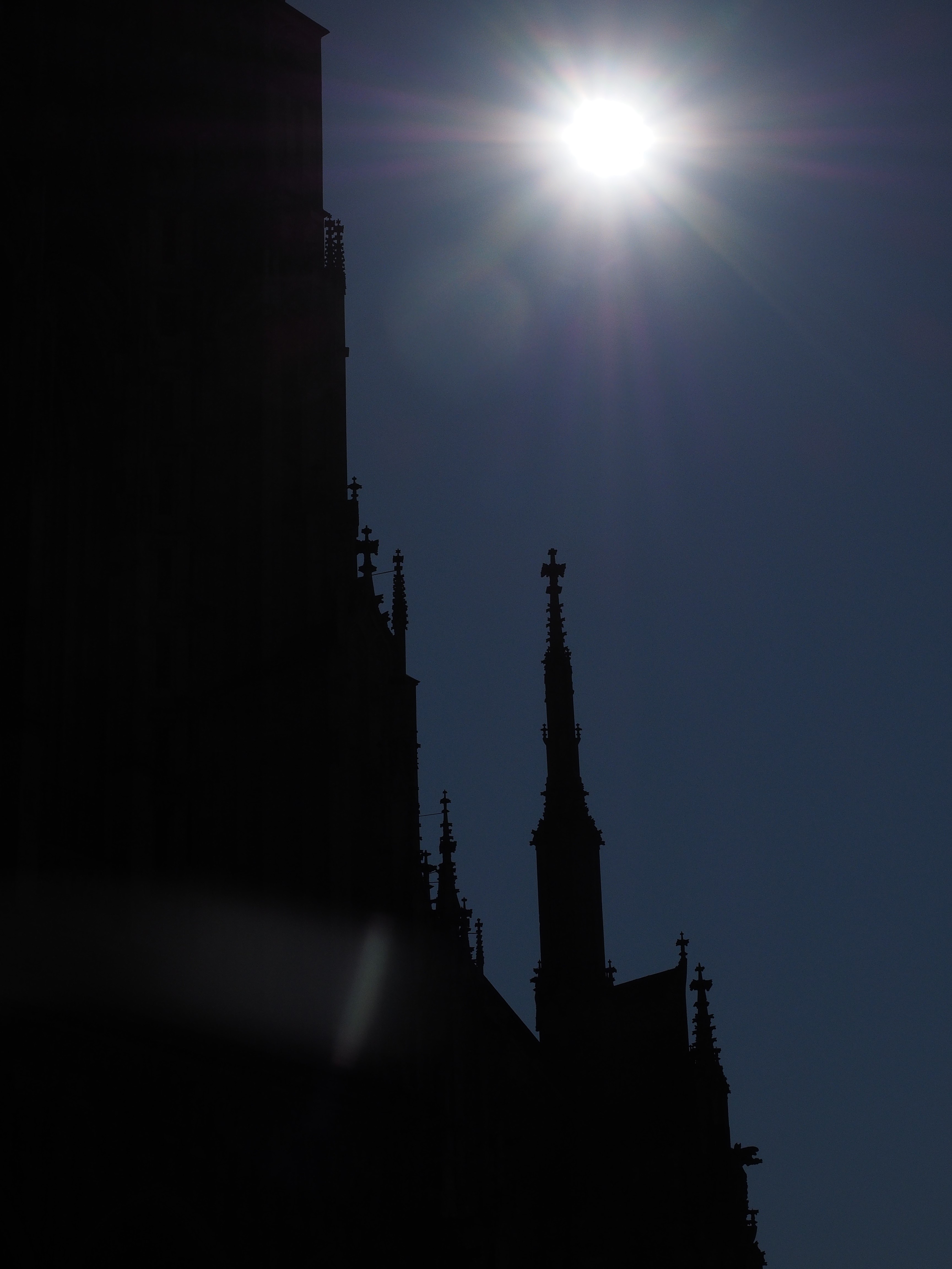 darkness, low angle view, ulm, shadow, nature, sunlight, travel, no people, sky event, sunshine, ulm cathedral, natural phenomenon of, building exterior, Phone HD Wallpaper