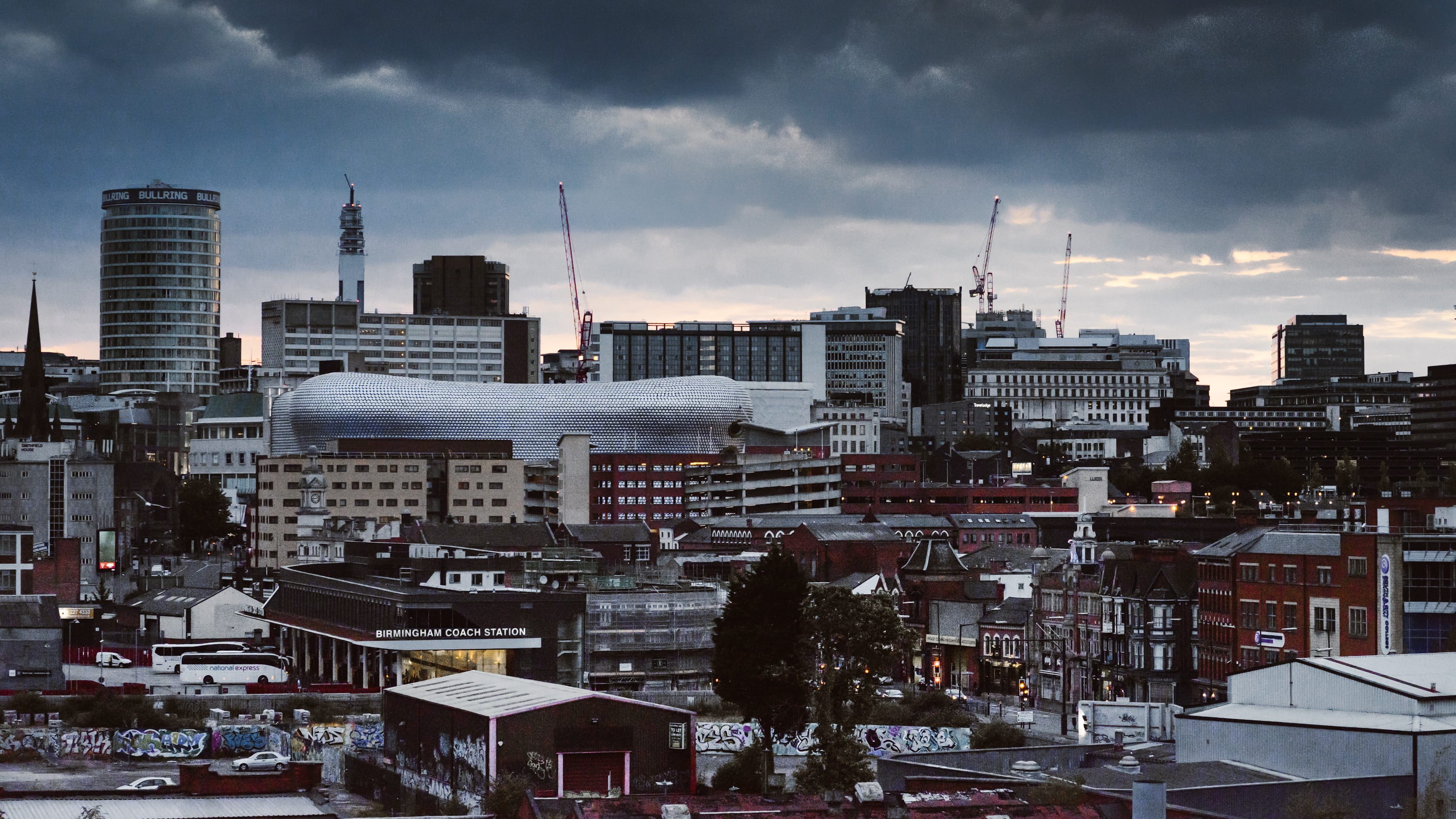 gray, 2K, photo, no people, overcast, dusk, city, england, houses, birmingham, moody, building, architecture, nature, bullring, landscape, cloud - sky, HD Wallpaper