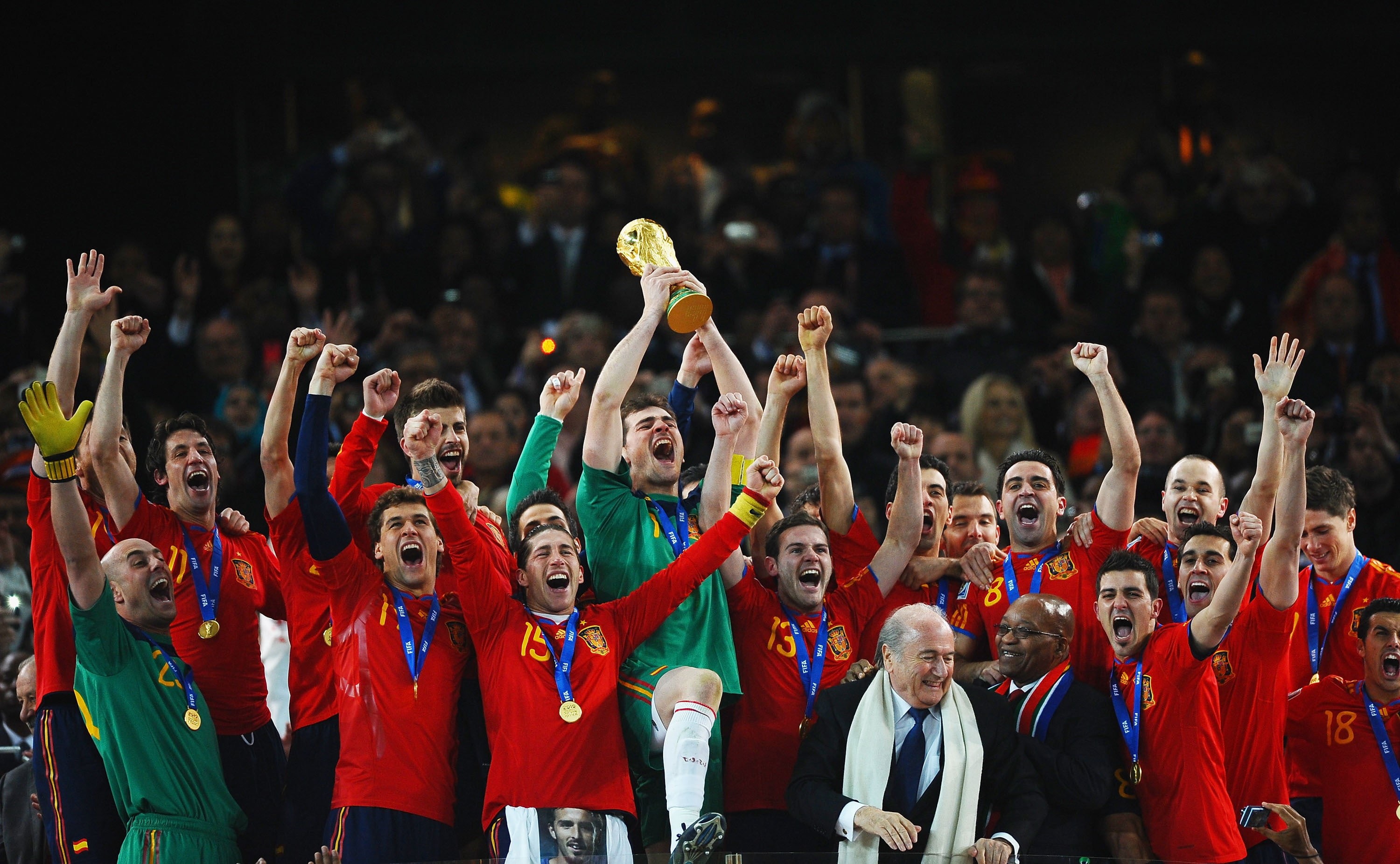 crowd, excitement, positive emotion, success, standing, men, 2K, real people, world Cup 2010, cheering, happiness, lot, ethnicity, event, celebration, HD Wallpaper
