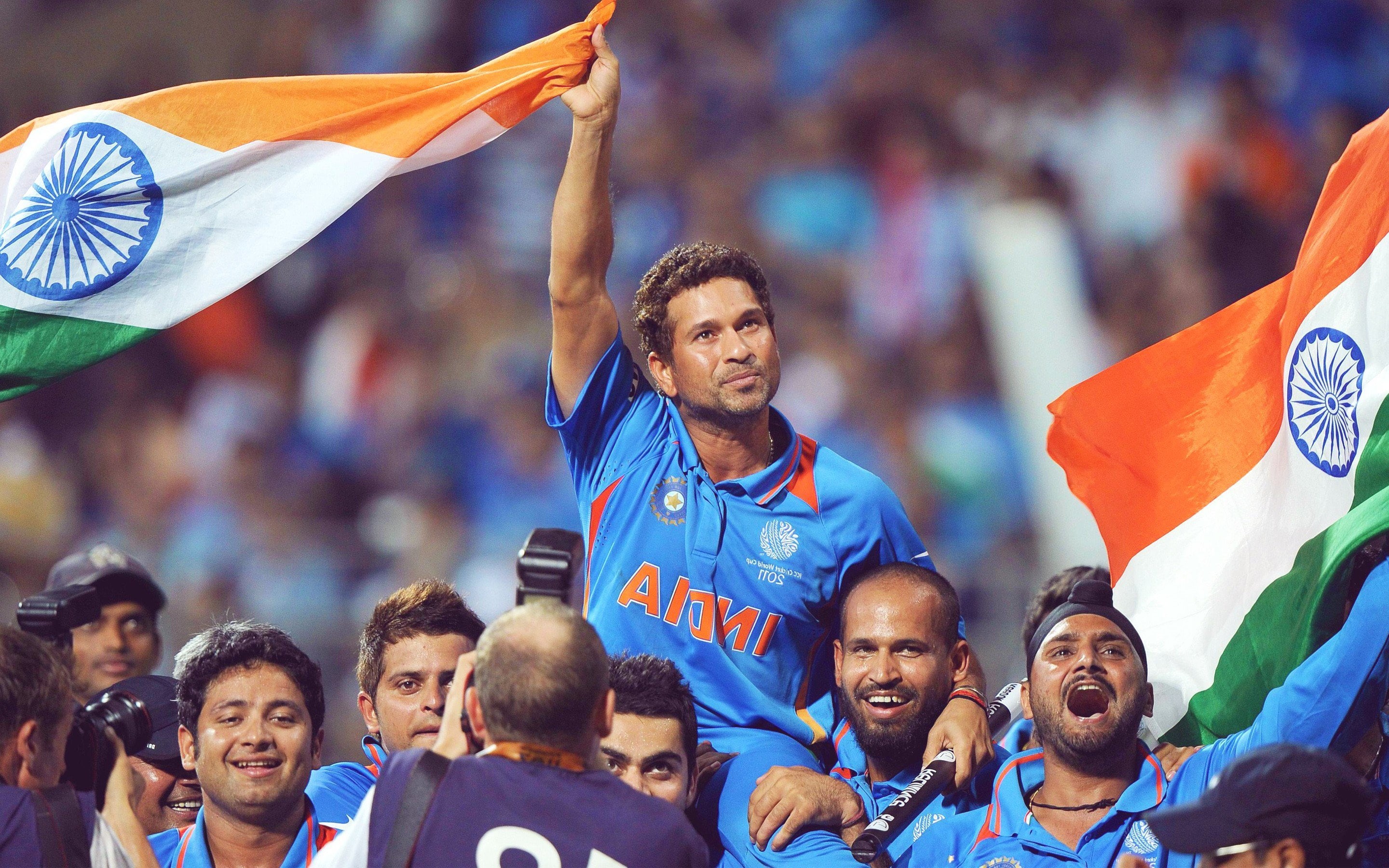 sports, young men, flag, men, sport, emotion, sachin tendulkar, spectator, 2K, stadium, competition, celebration, young adult, people, soccer, excitement, HD Wallpaper