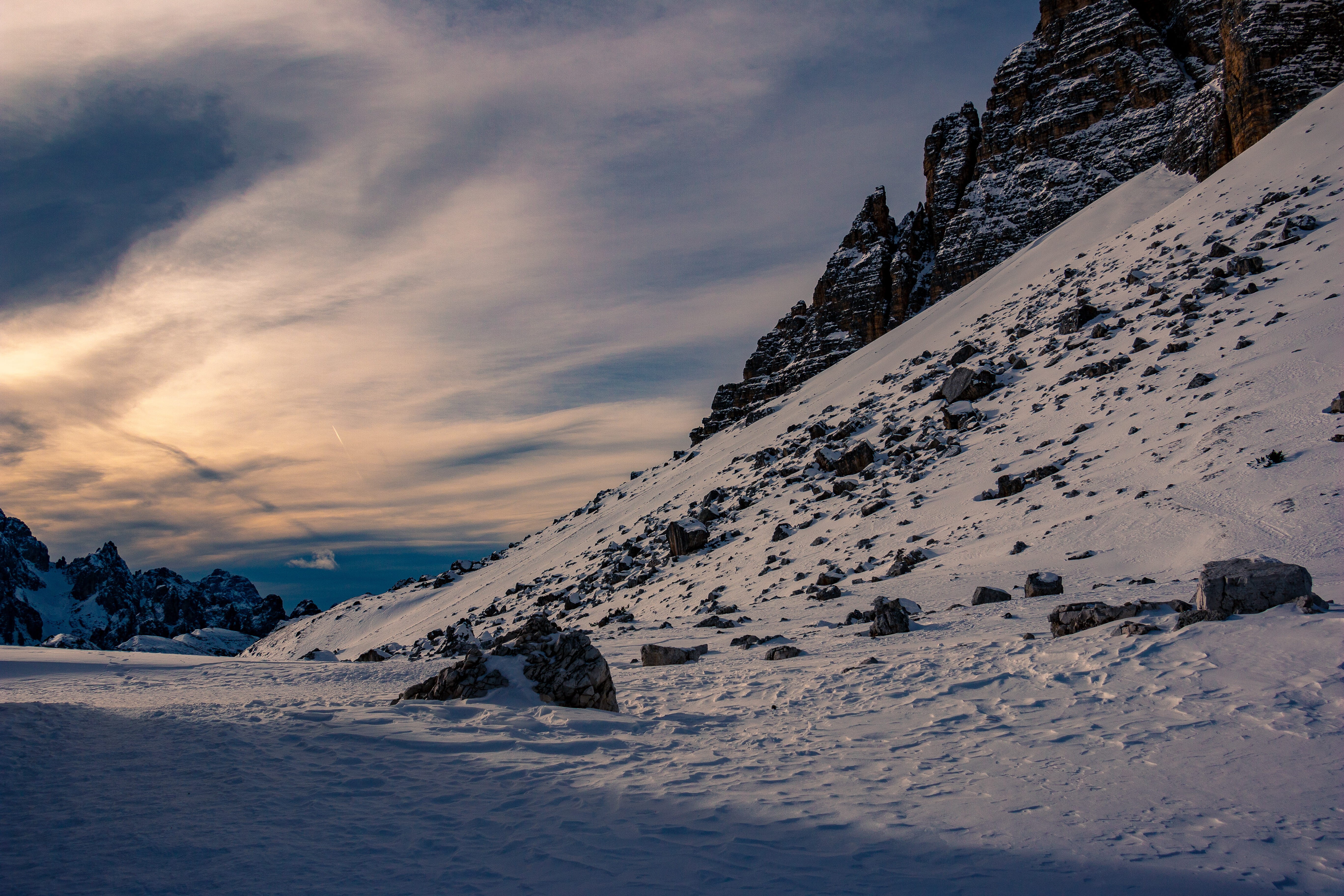 nature, snow, cold temperature, landscape, daytime, animal, red sky, mountain, mountain range, dawn, tranquil scene, scenery, 5K, formation, covering, HD Wallpaper