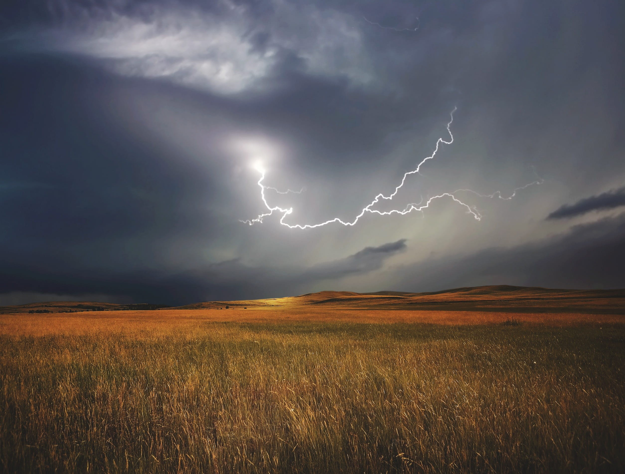 country, no people, flash, power in nature, nature, scenics - nature, bolt, rural, dramatic, tranquil scene, rural scene, natural, pasture, weather, outdoors, HD Wallpaper