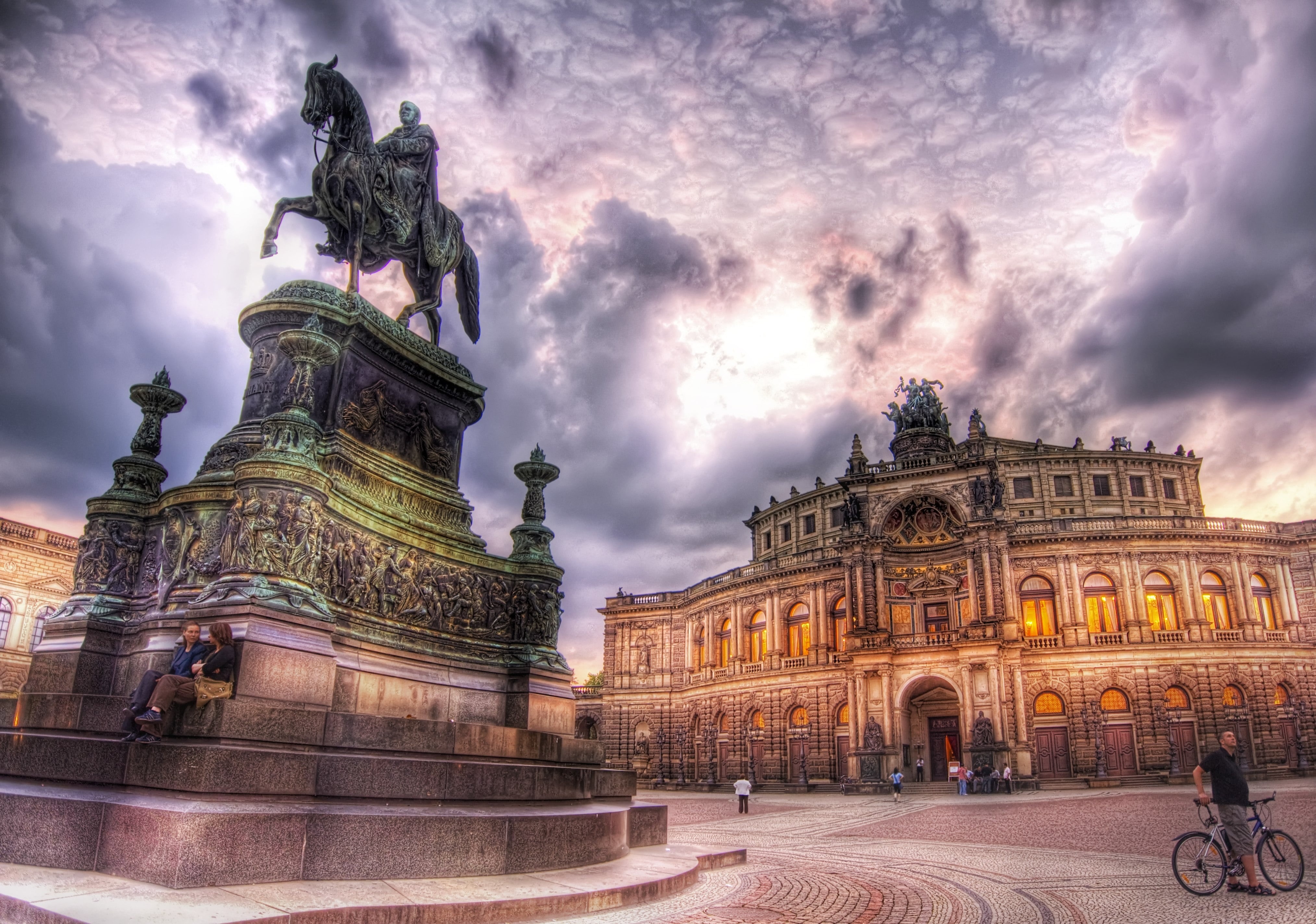colors, Dresden, lines, riding horse, man, Pro, building, warm, Angle, energy, lighting, horse, Beautiful, Edge, Nikon, riding, cool, painting, Perspective, HD Wallpaper