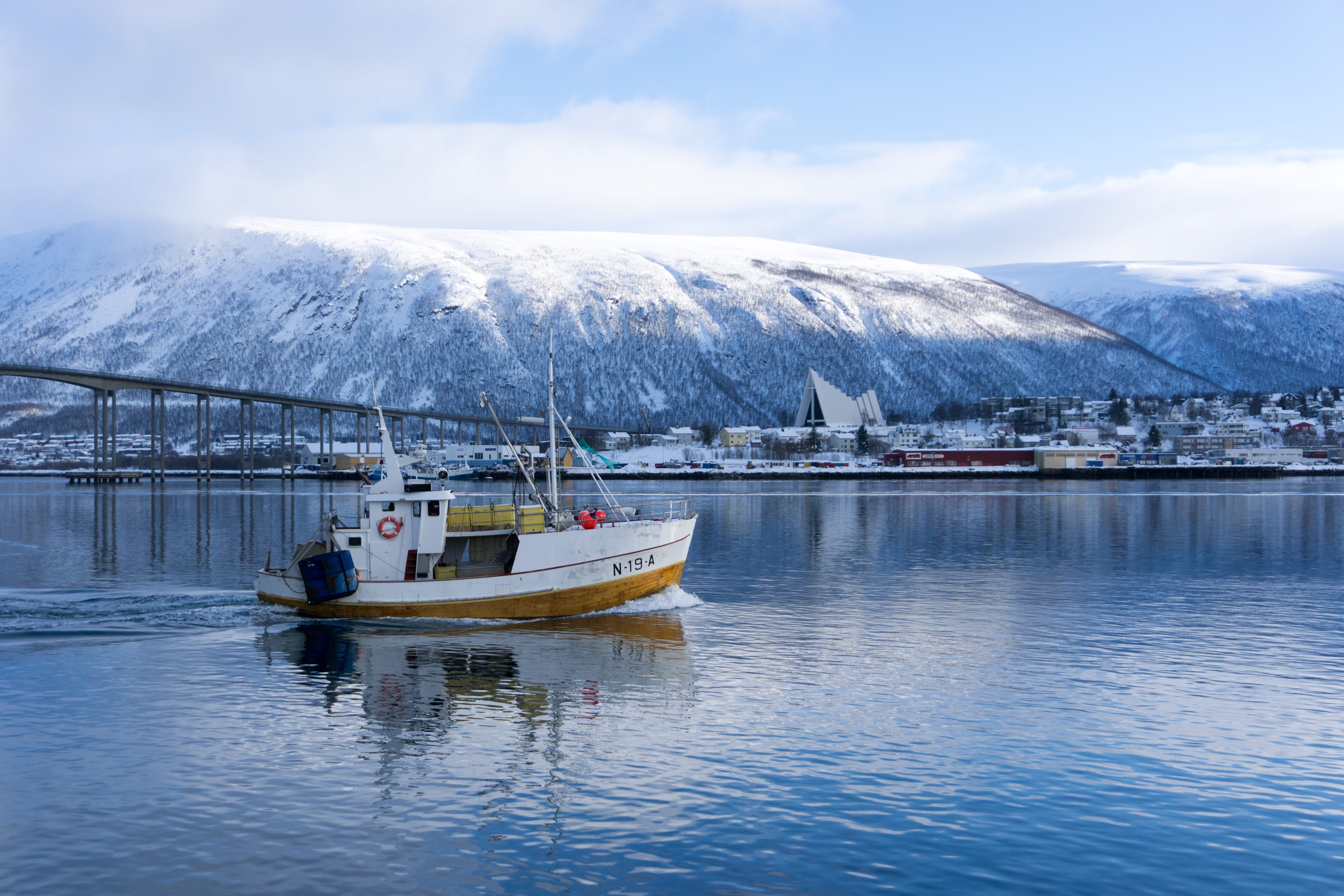travel, nature, day, reflection, sea, passenger craft, mountains, beauty in nature, 5K, outdoors, waterfront, transportation, cloud - sky, tromsø, sky, HD Wallpaper