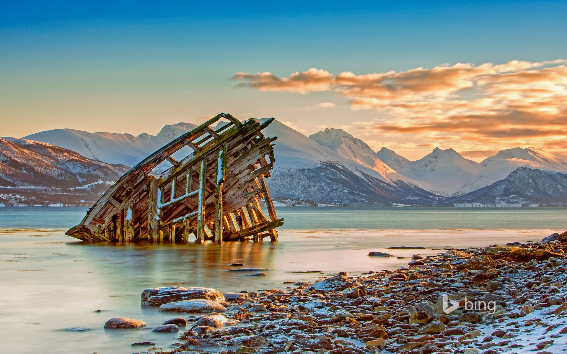 the wreckage of the ship, Tromso, mountains, Norway, sea, 1080P, HD Wallpaper