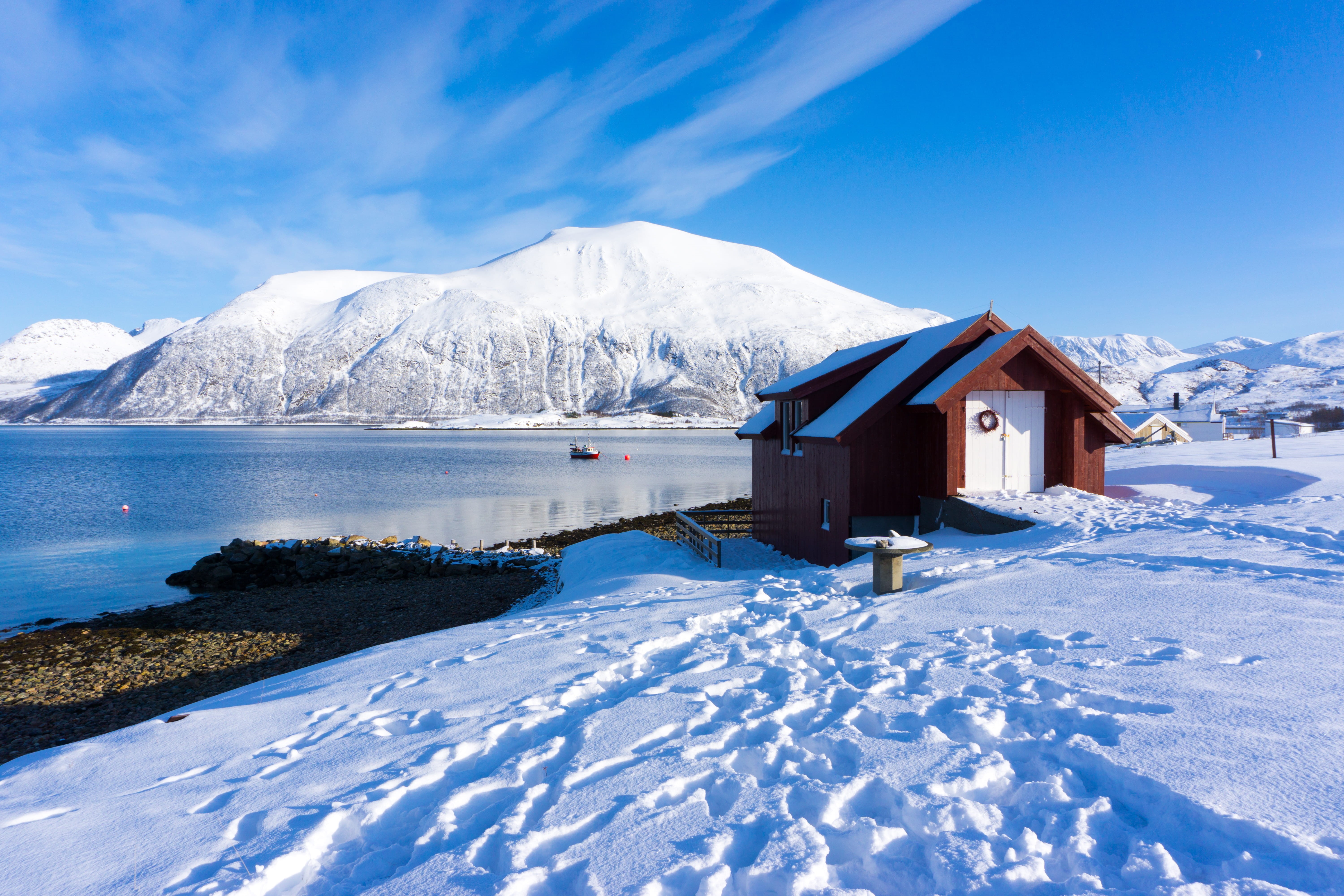 5K, tromsø, snow, nature, tromso, tranquility, scenics - nature, day, mountain, cabin, fjord, building exterior, mountain range, winter, sky, HD Wallpaper