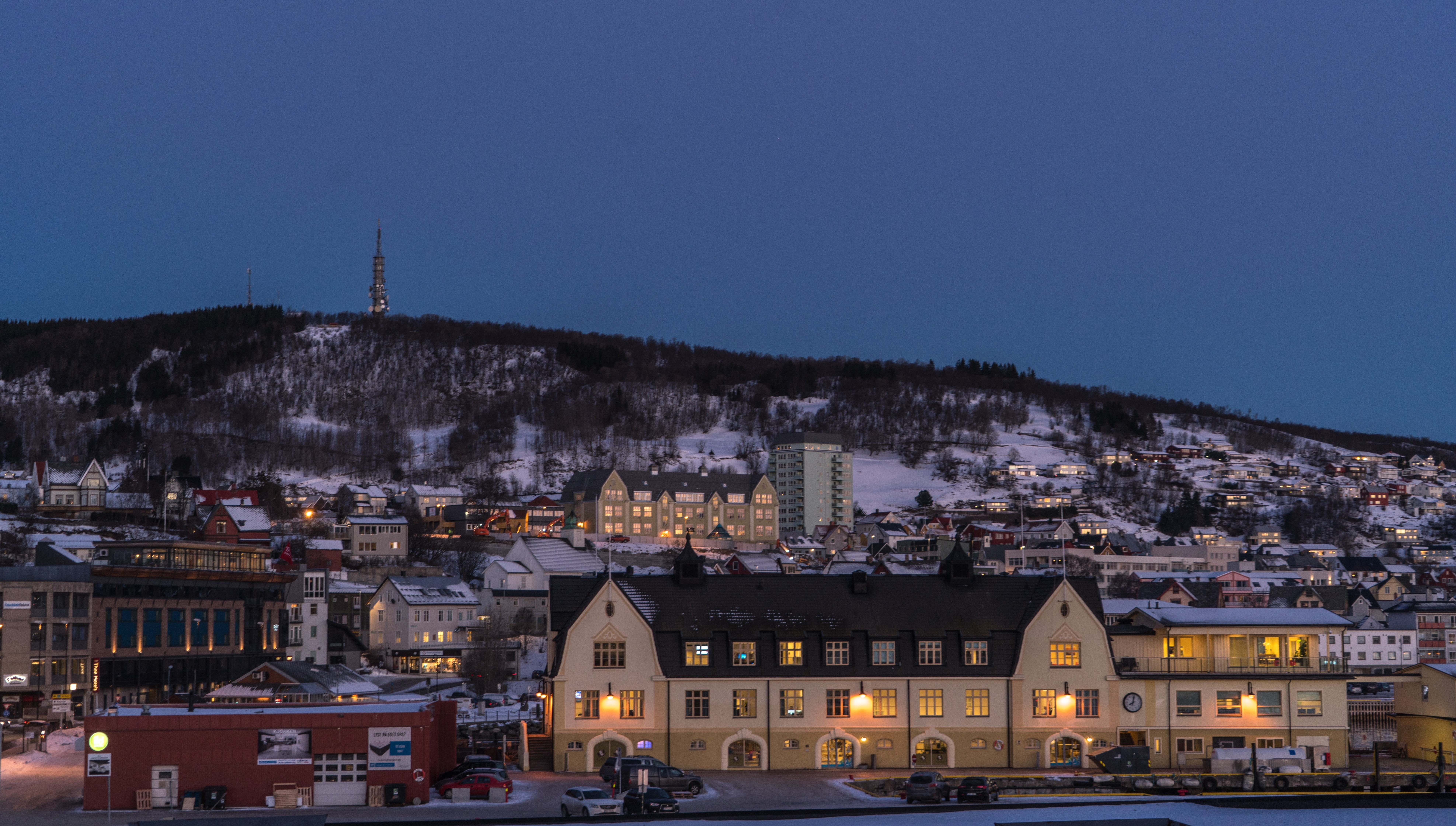 blue, town, winter, no people, travel destinations, scenic, mode of transportation, built structure, 8K, illuminated, cityscape, building exterior, mountain, HD Wallpaper