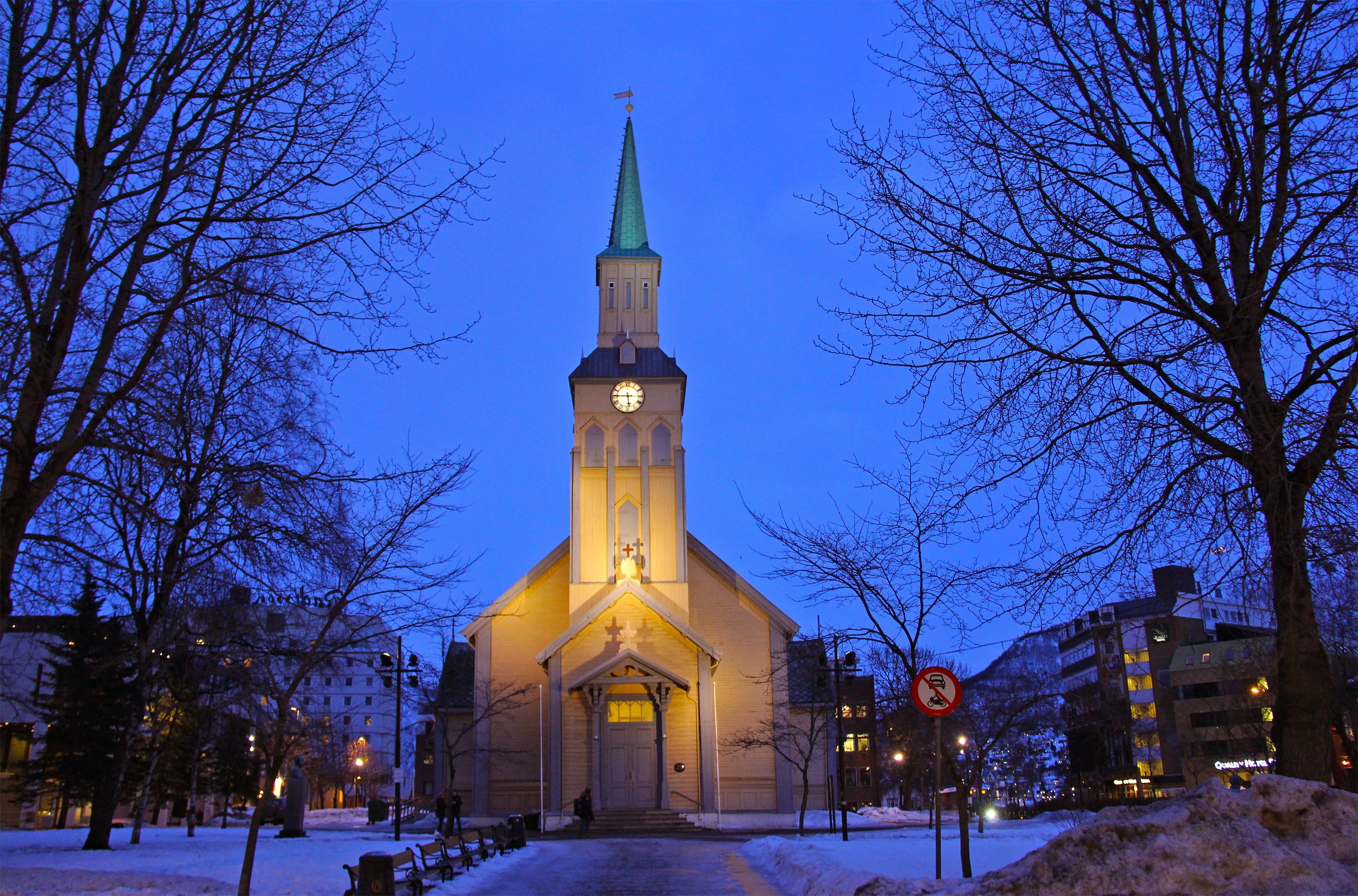 building, dusk, cathedral, spire, city, tree, place of worship, sea, winter, beautiful, scenery, evening, arctic, norway, nature, nordic, scenic, mountain, HD Wallpaper