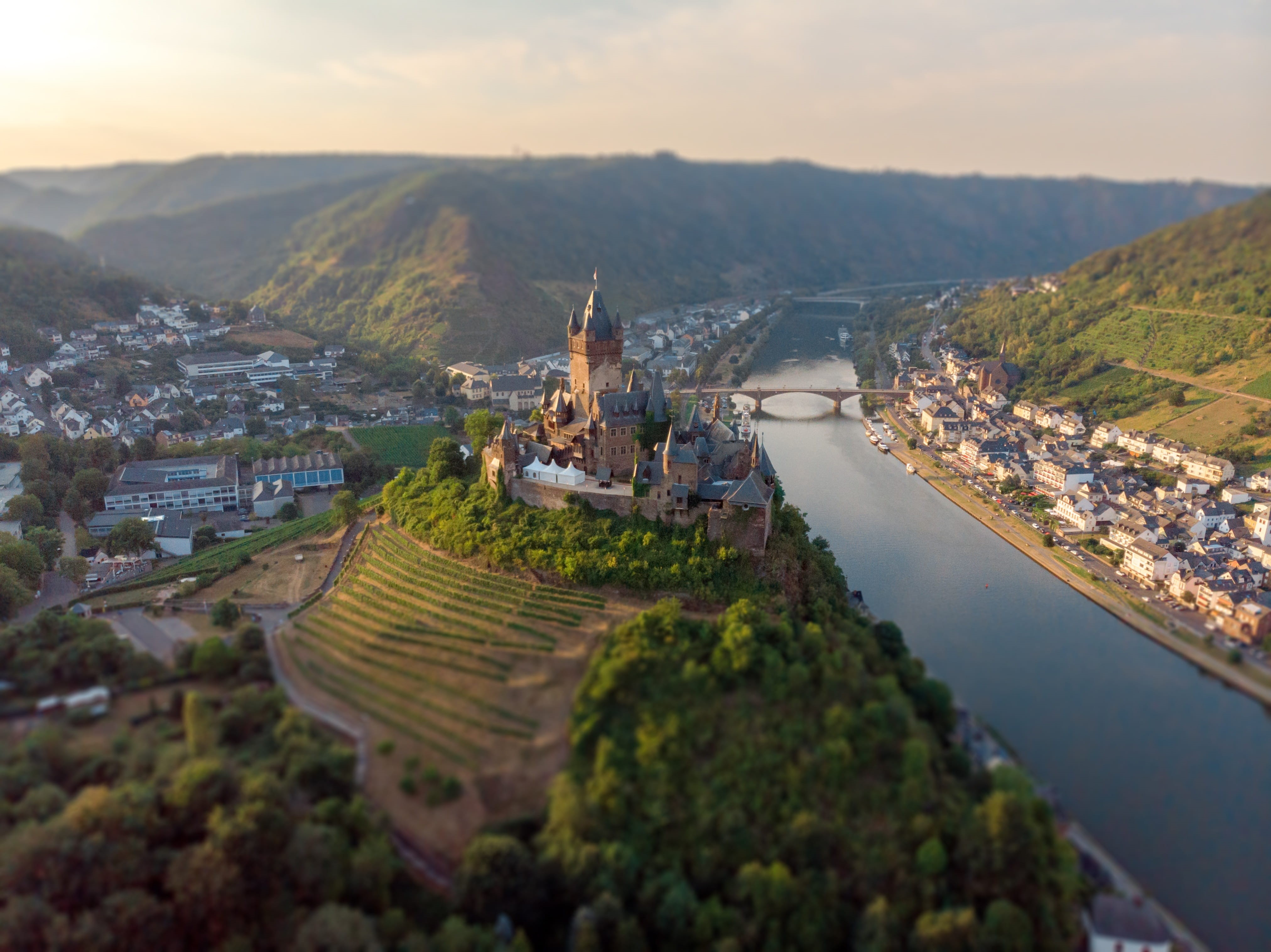 architecture, summit castle, river, mountain, sky, plant, mosel, building, scenics - nature, water, high angle view, landmark, beauty in nature, castle, HD Wallpaper