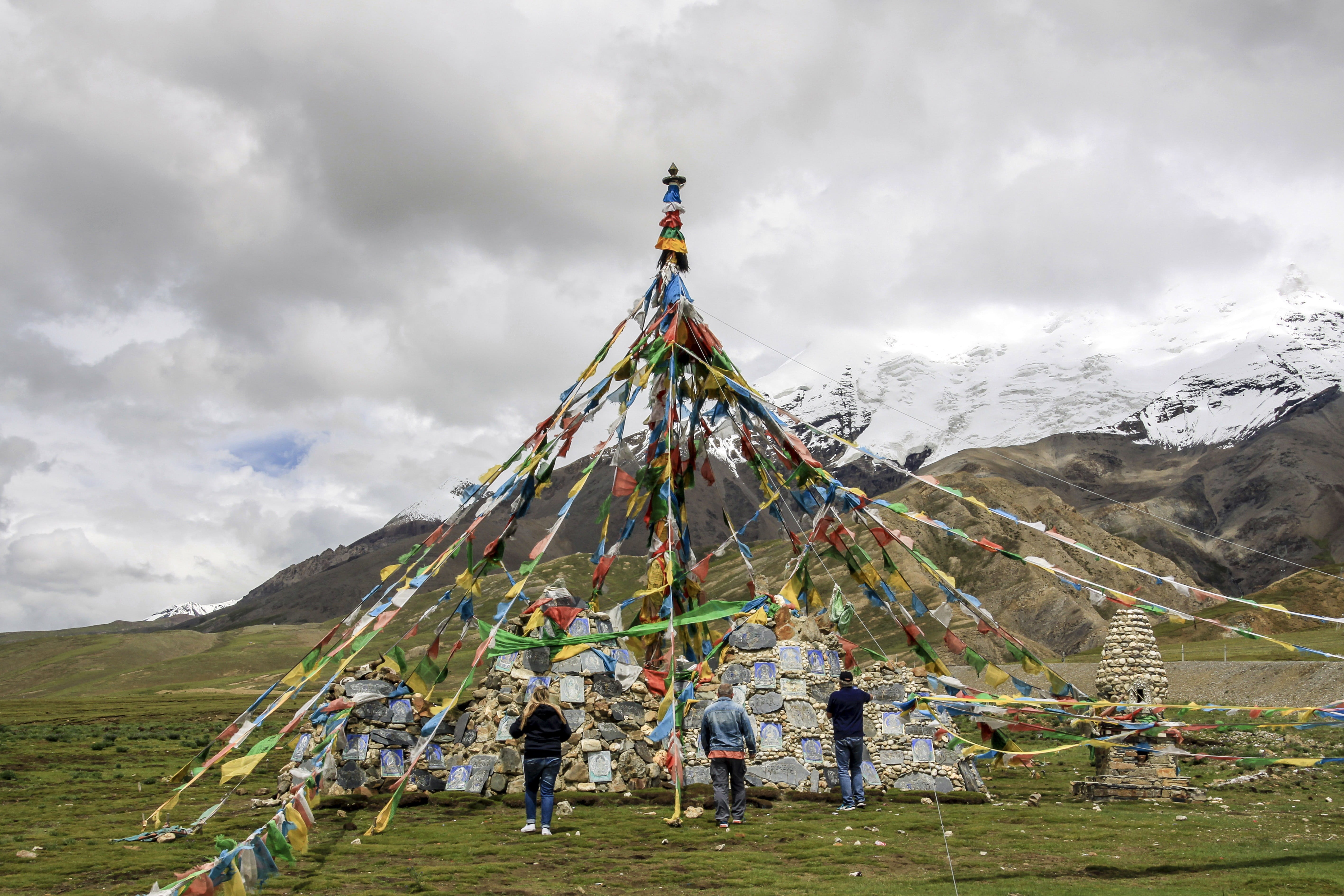 asia, group of people, nature, mountain range, buddhism, outdoors, 5K, religion, large group of people, real people, cloud - sky, landscape, belief, autonomous region of tibet, HD Wallpaper