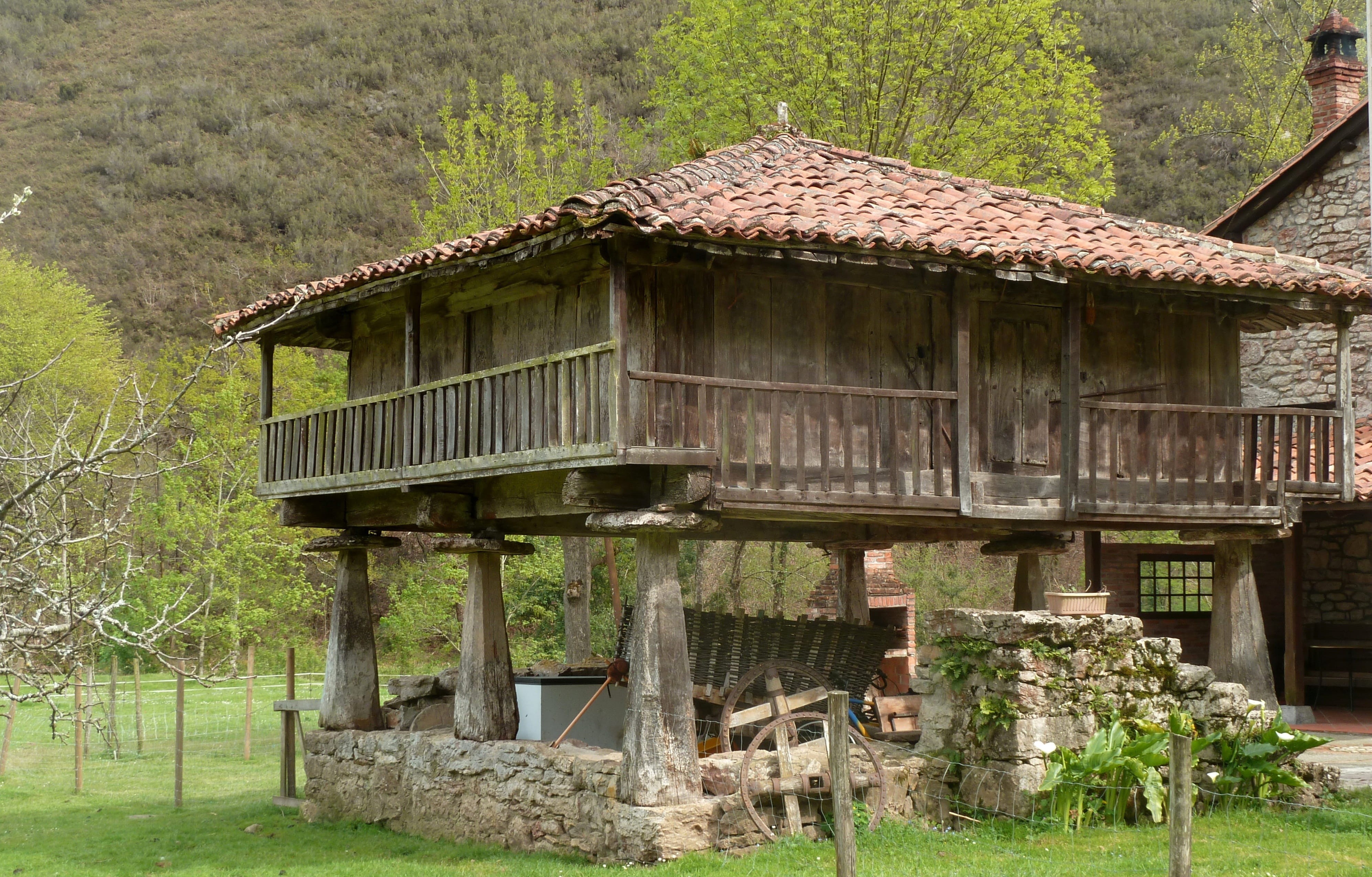 4K, green Color, Asturias, day, roof, rural Scene, built Structure, grass, nature, building, plant, tree, land, wood - Material, Field, house, outdoors, HD Wallpaper
